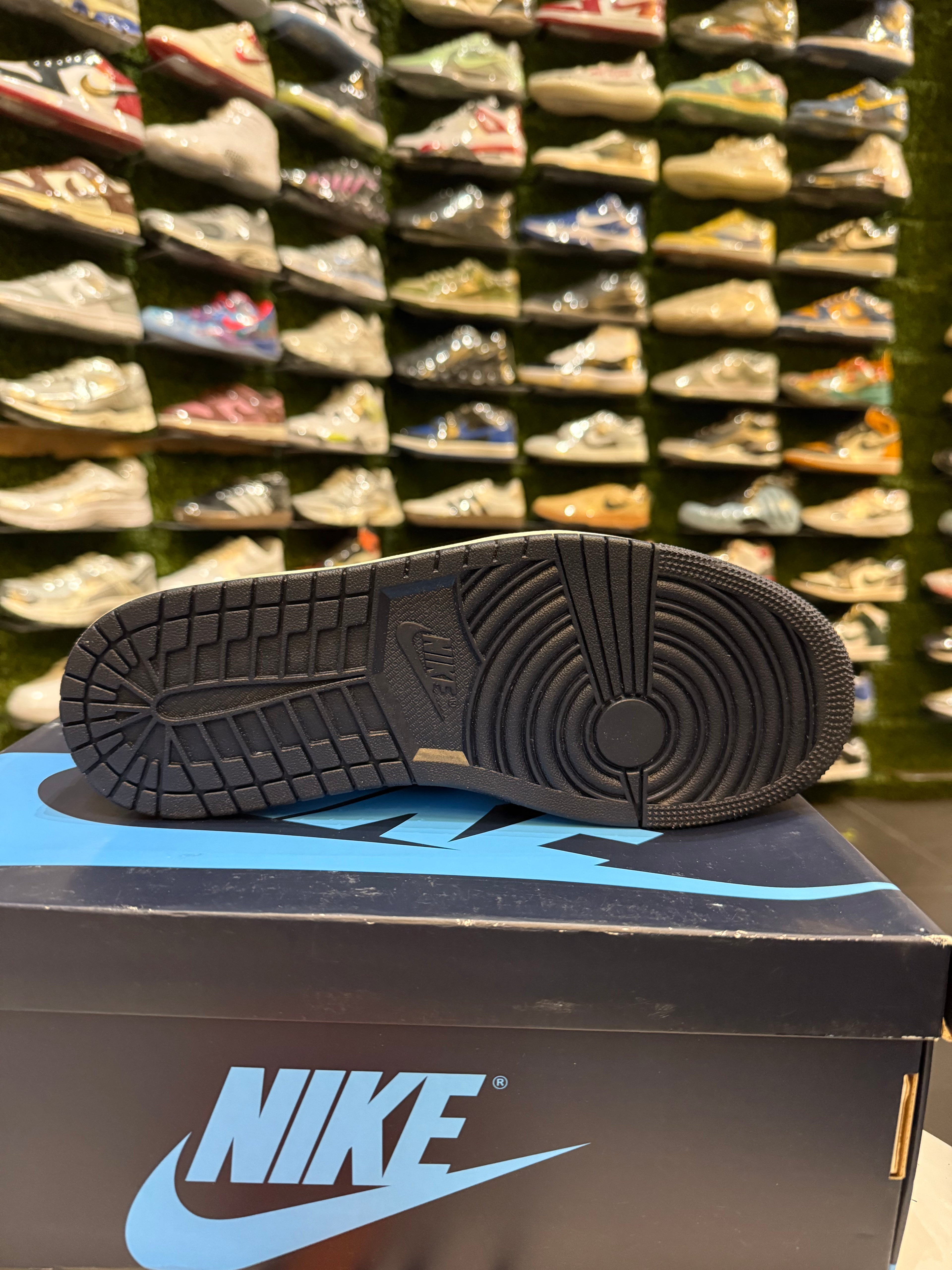 Jordan 1 low obsidian