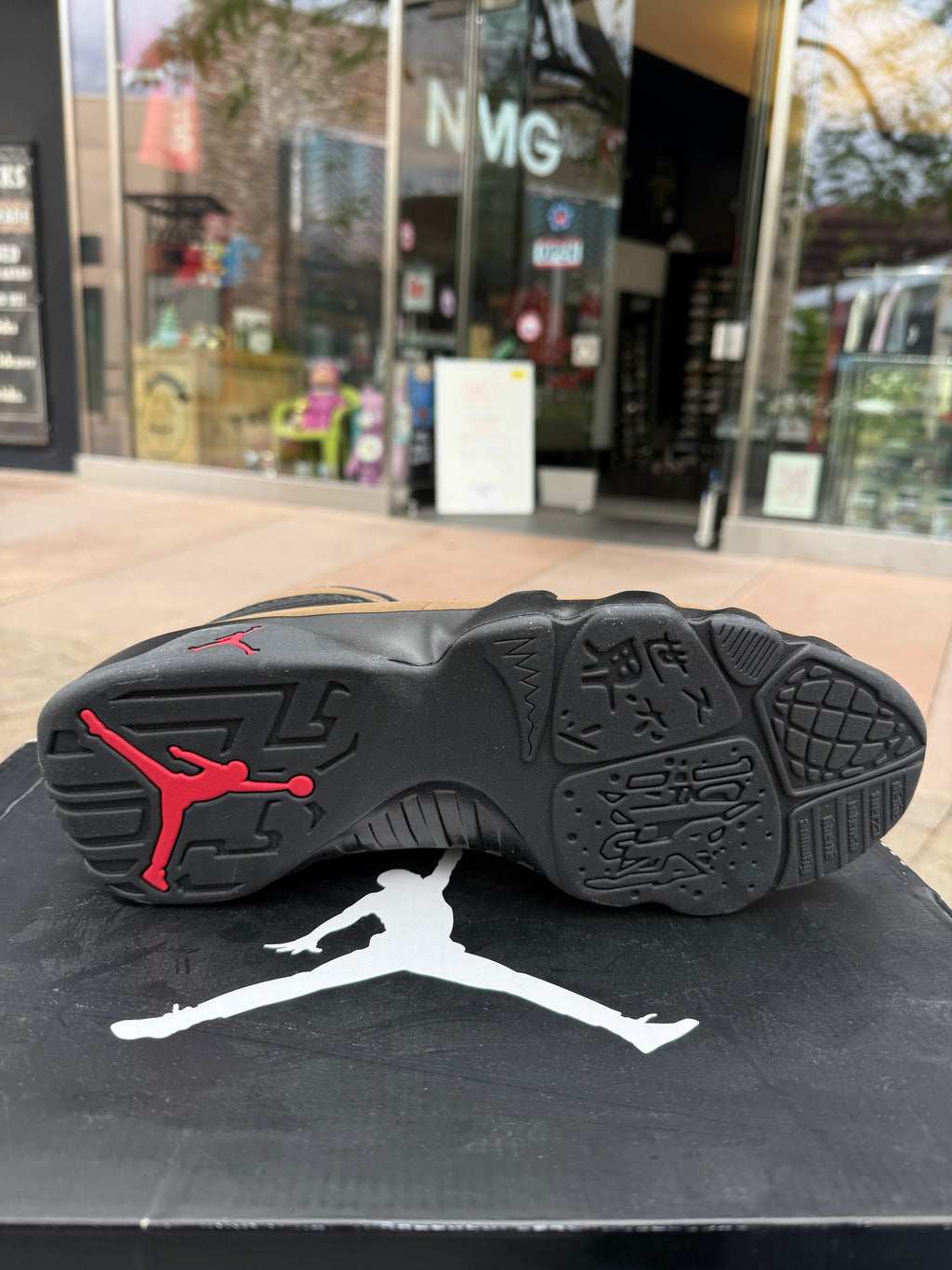 Jordan 9 olive
