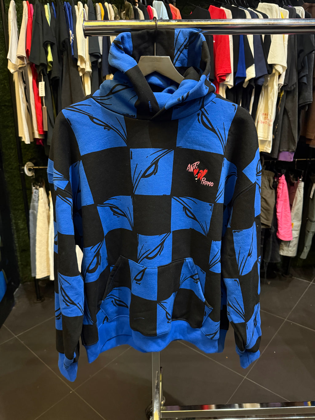 Anti promo Matty boy pull over