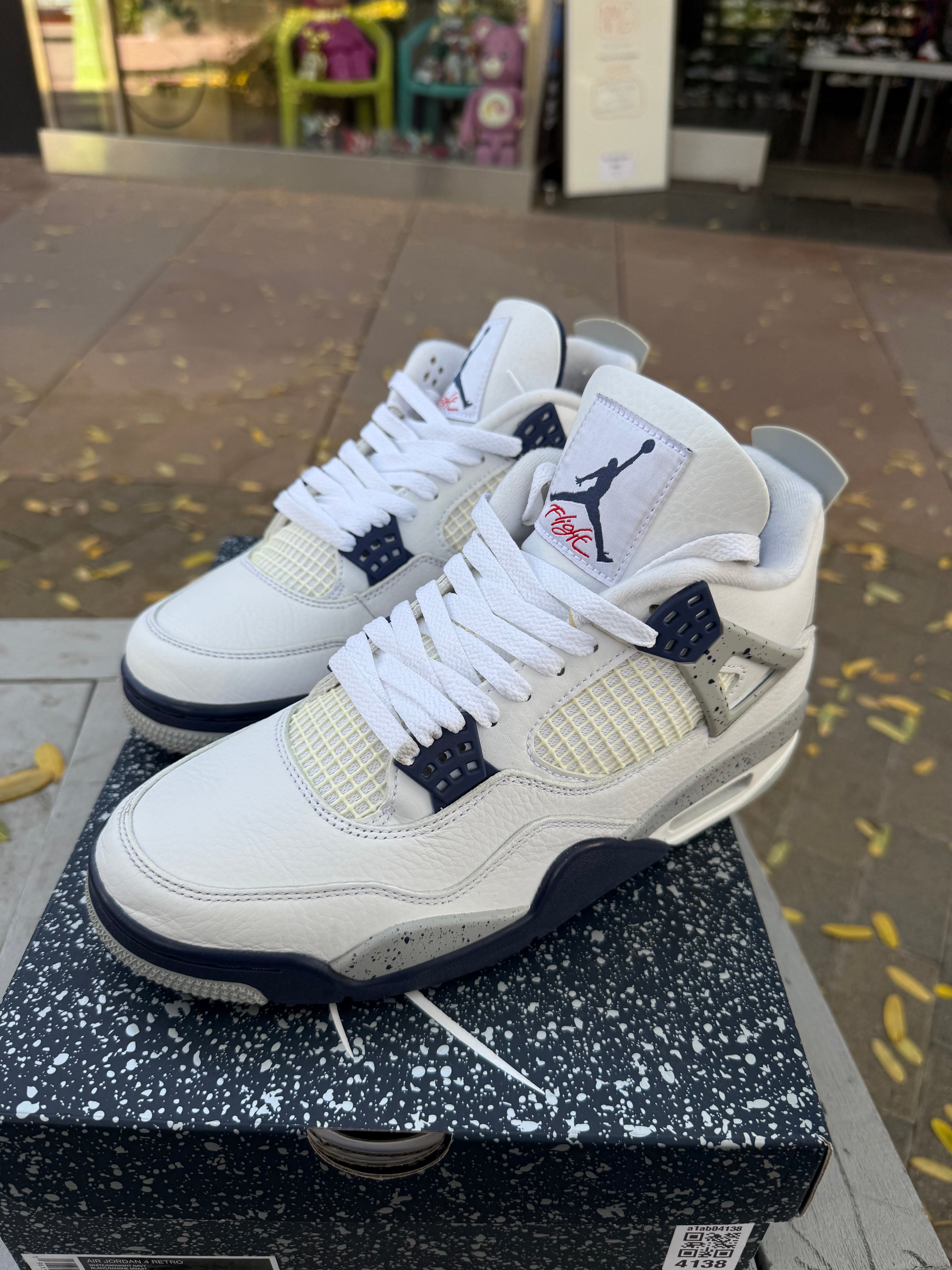Jordan 4 midnight navy