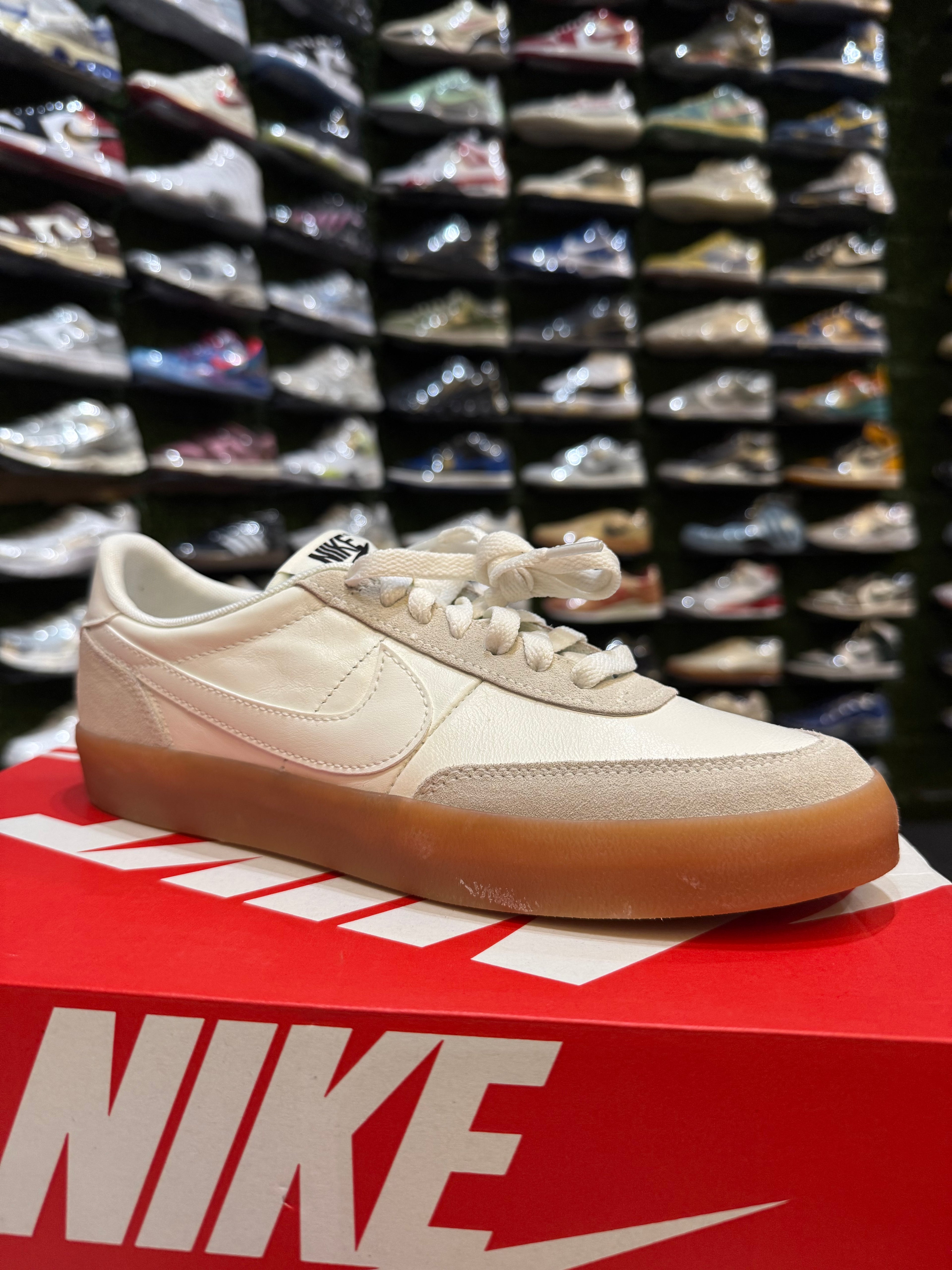 Nike kill shot gum