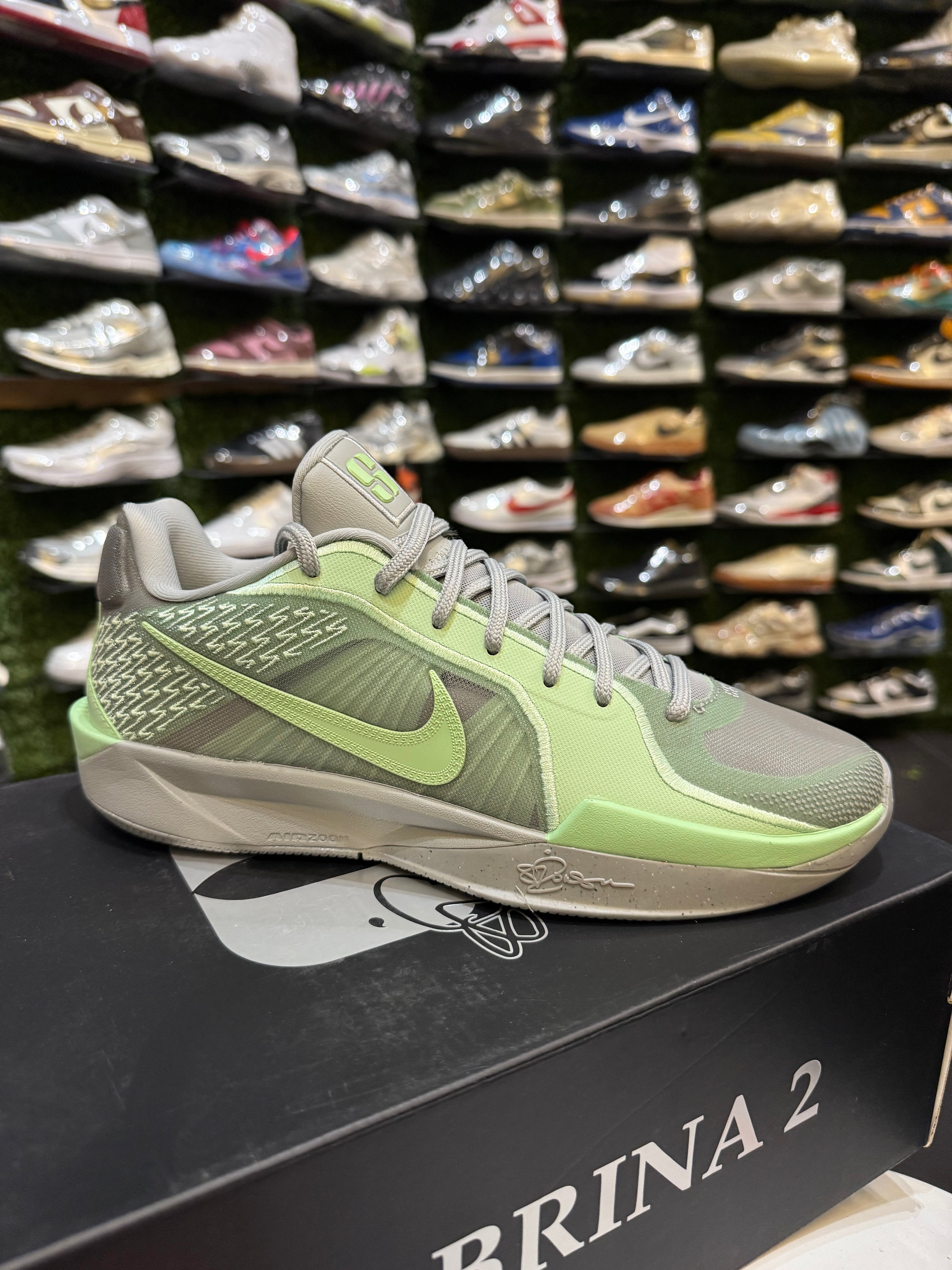 Nike Sabrina 2