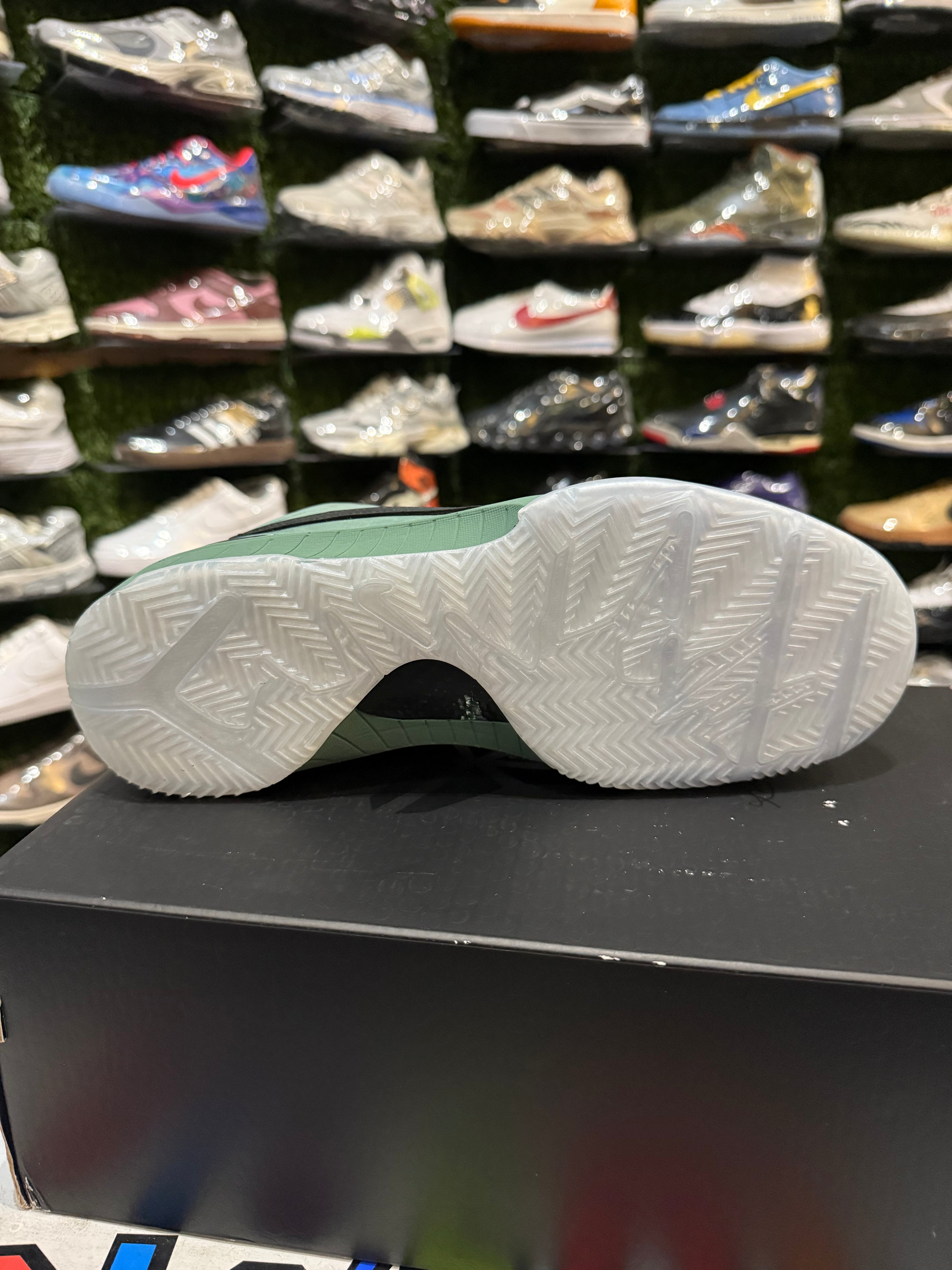 Kobe 4 proto girl dad