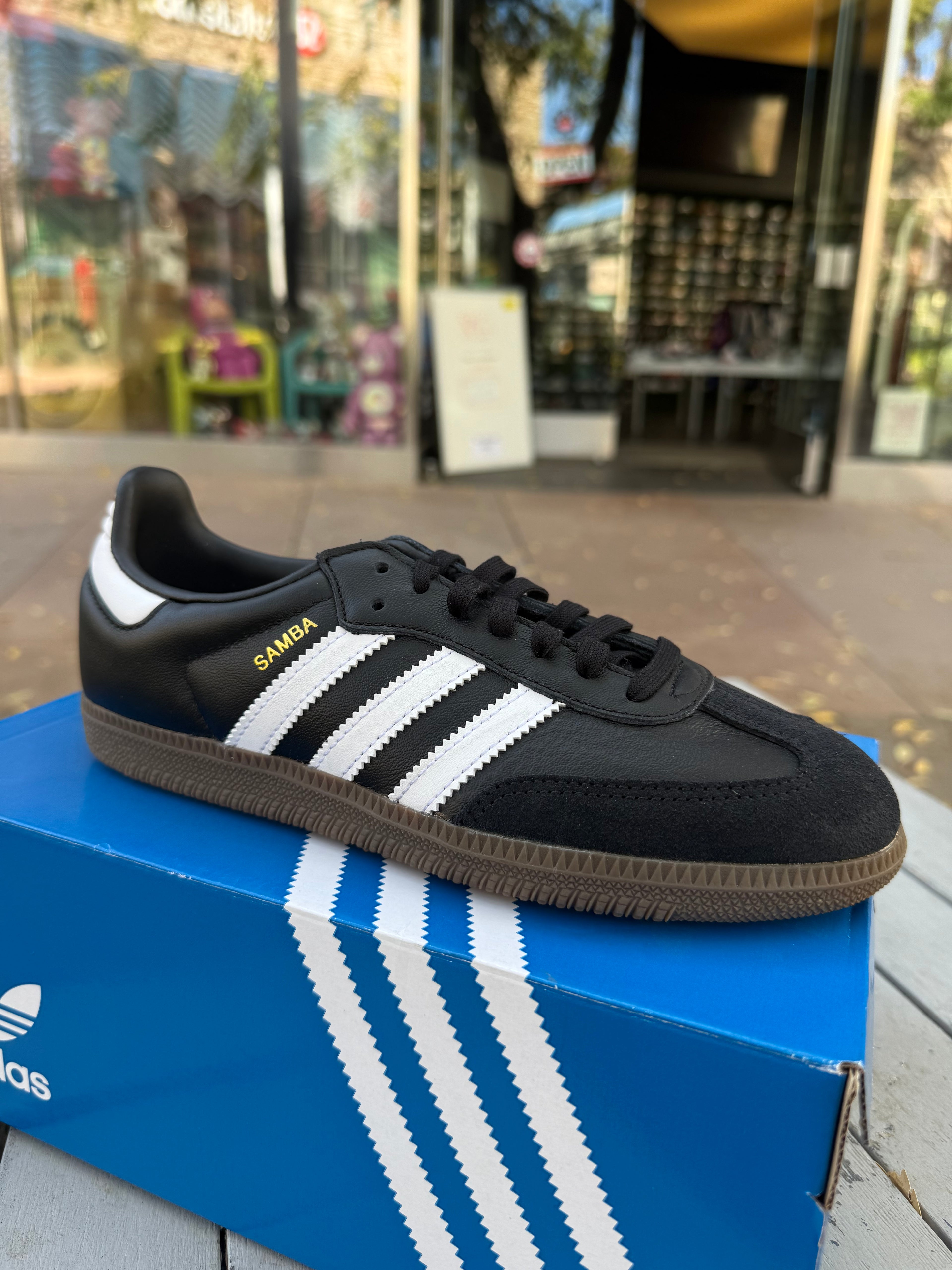 Adidas samba black