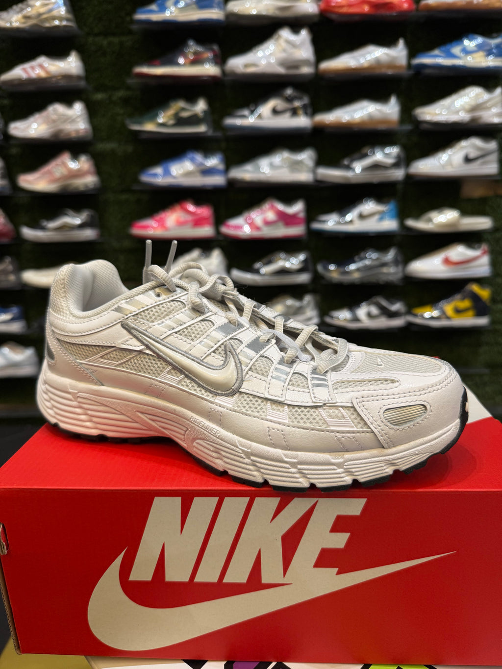 Nike platinum