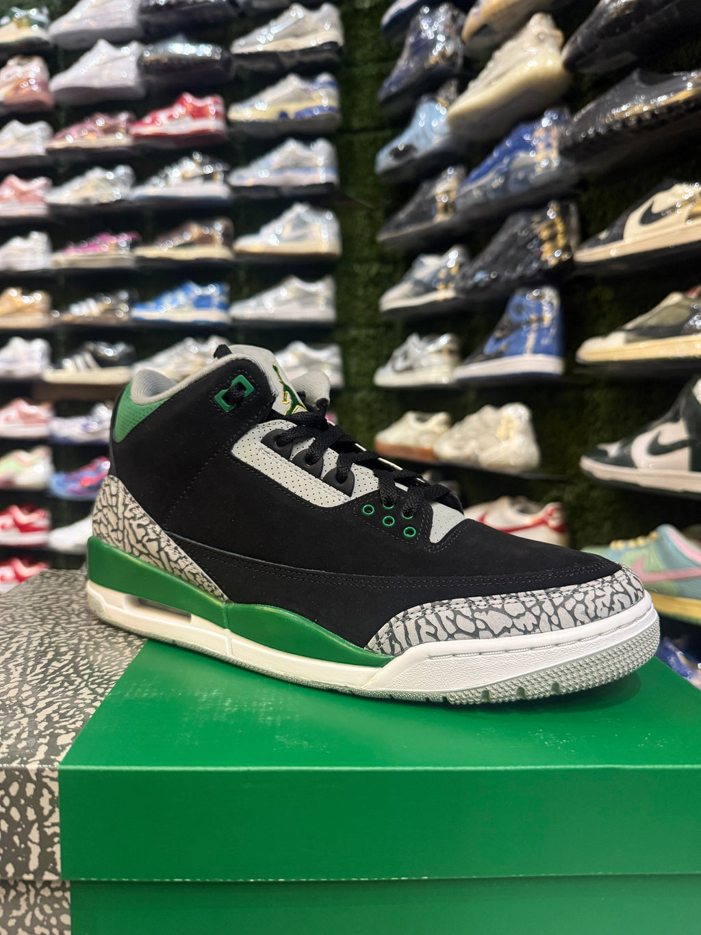 Jordan 3 pine green