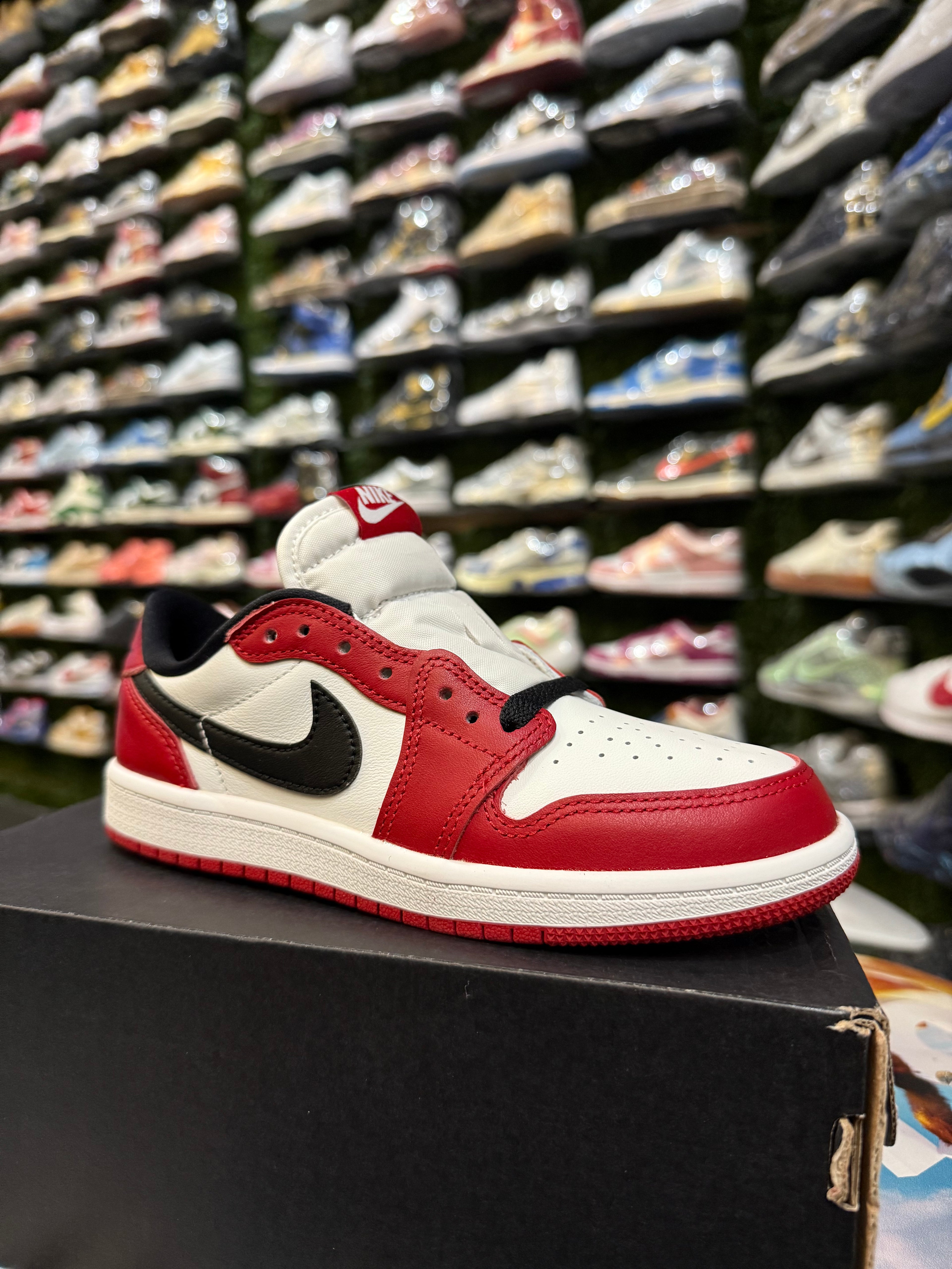 Jordan 1 low Chicago