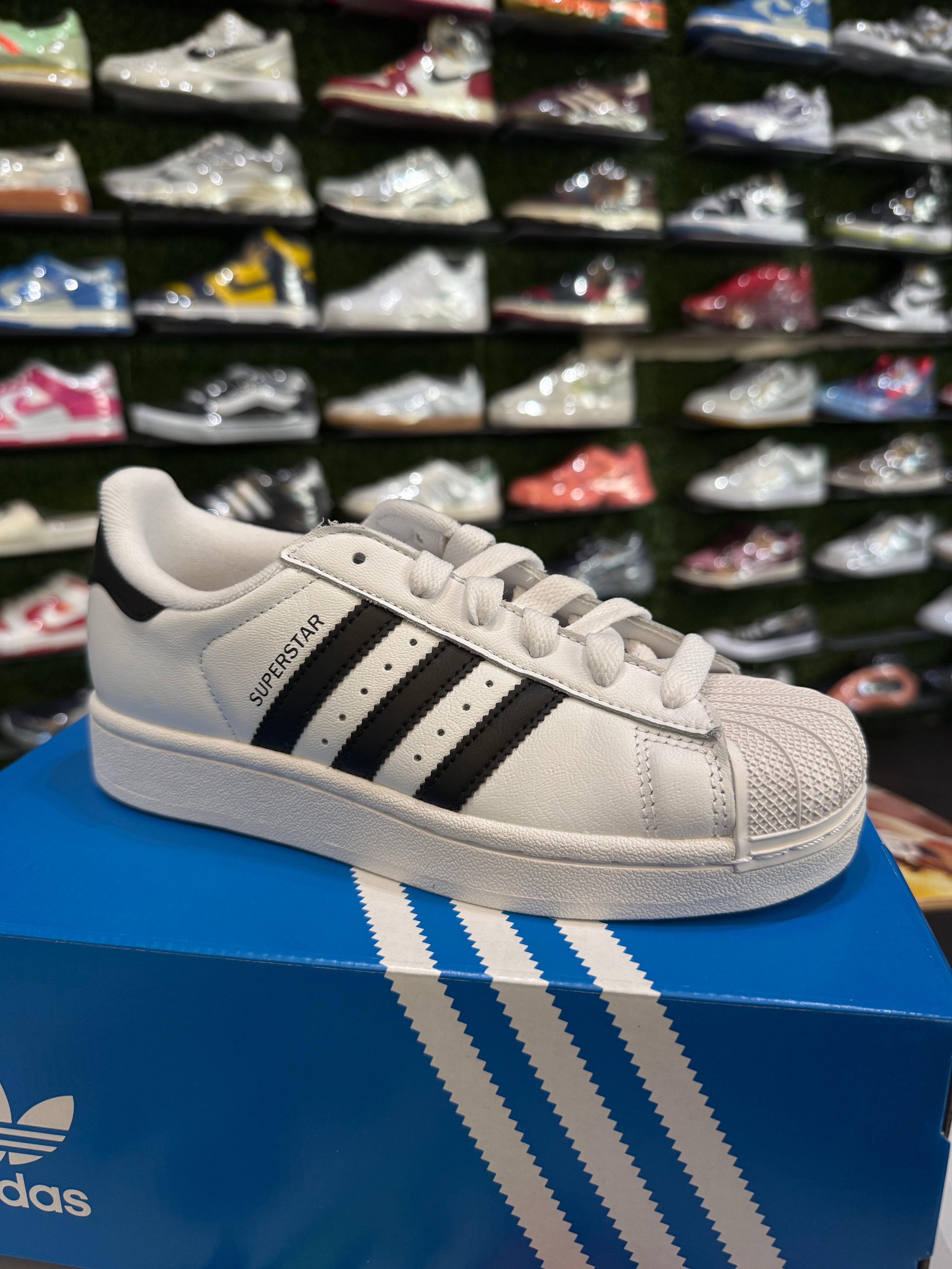 Adidas superstar