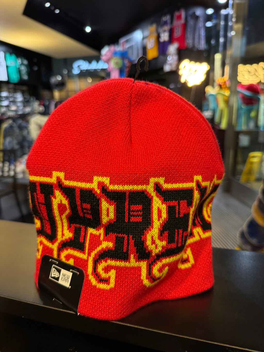 Supreme new era beanie