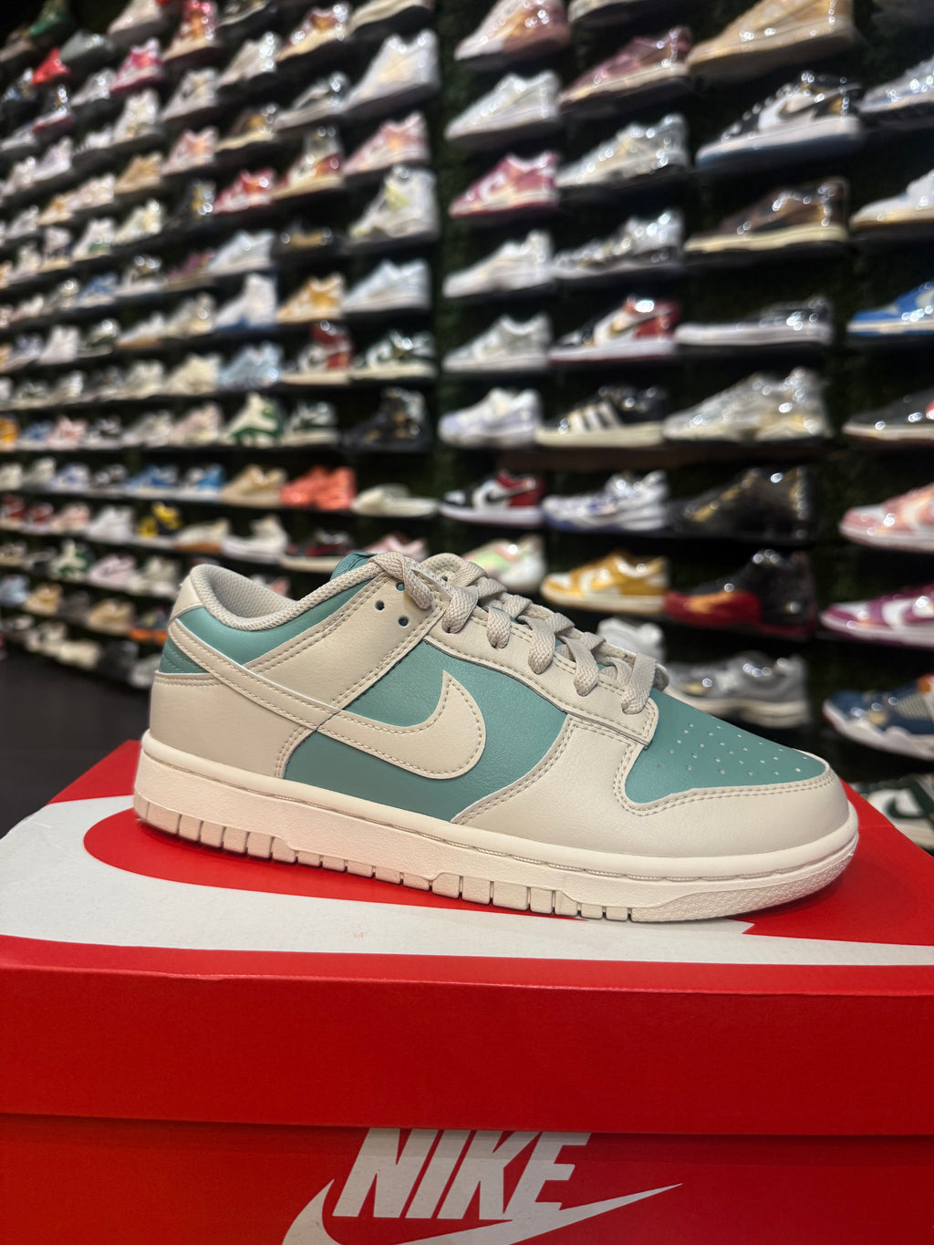Nike dunk low “Pale Ivory “