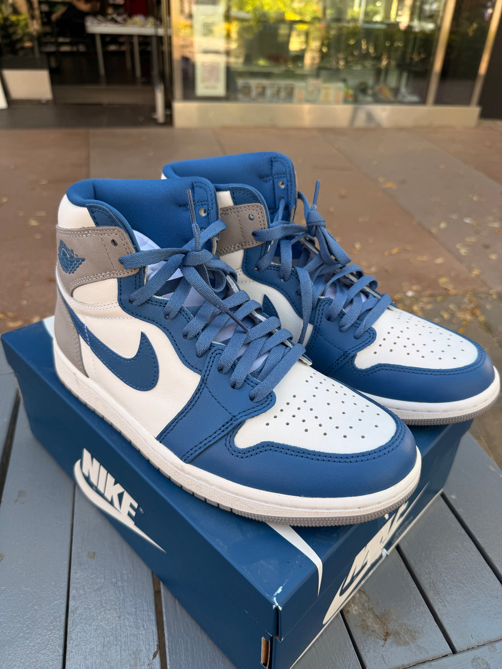 Jordan 1 true blue