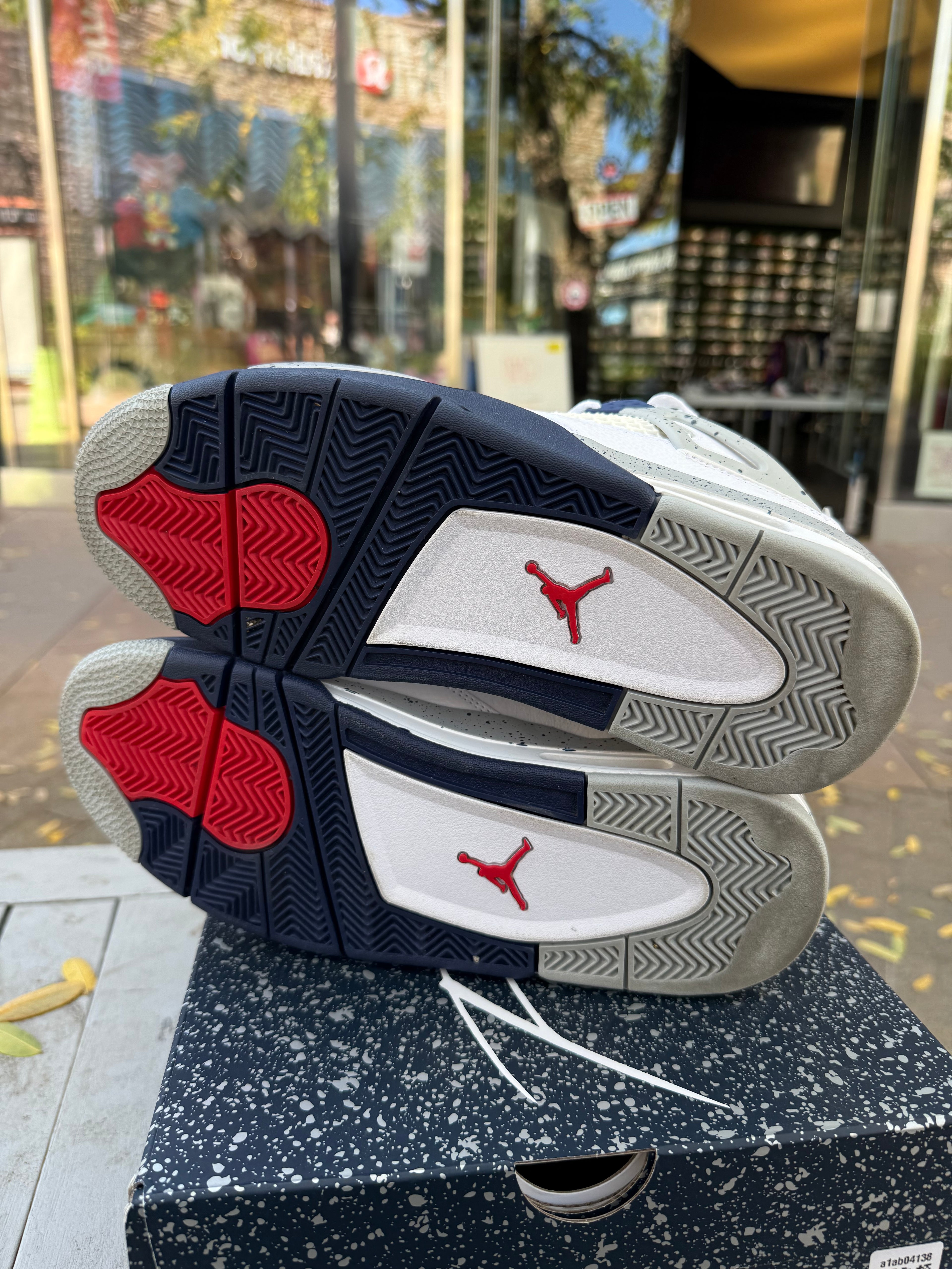 Jordan 4 midnight navy