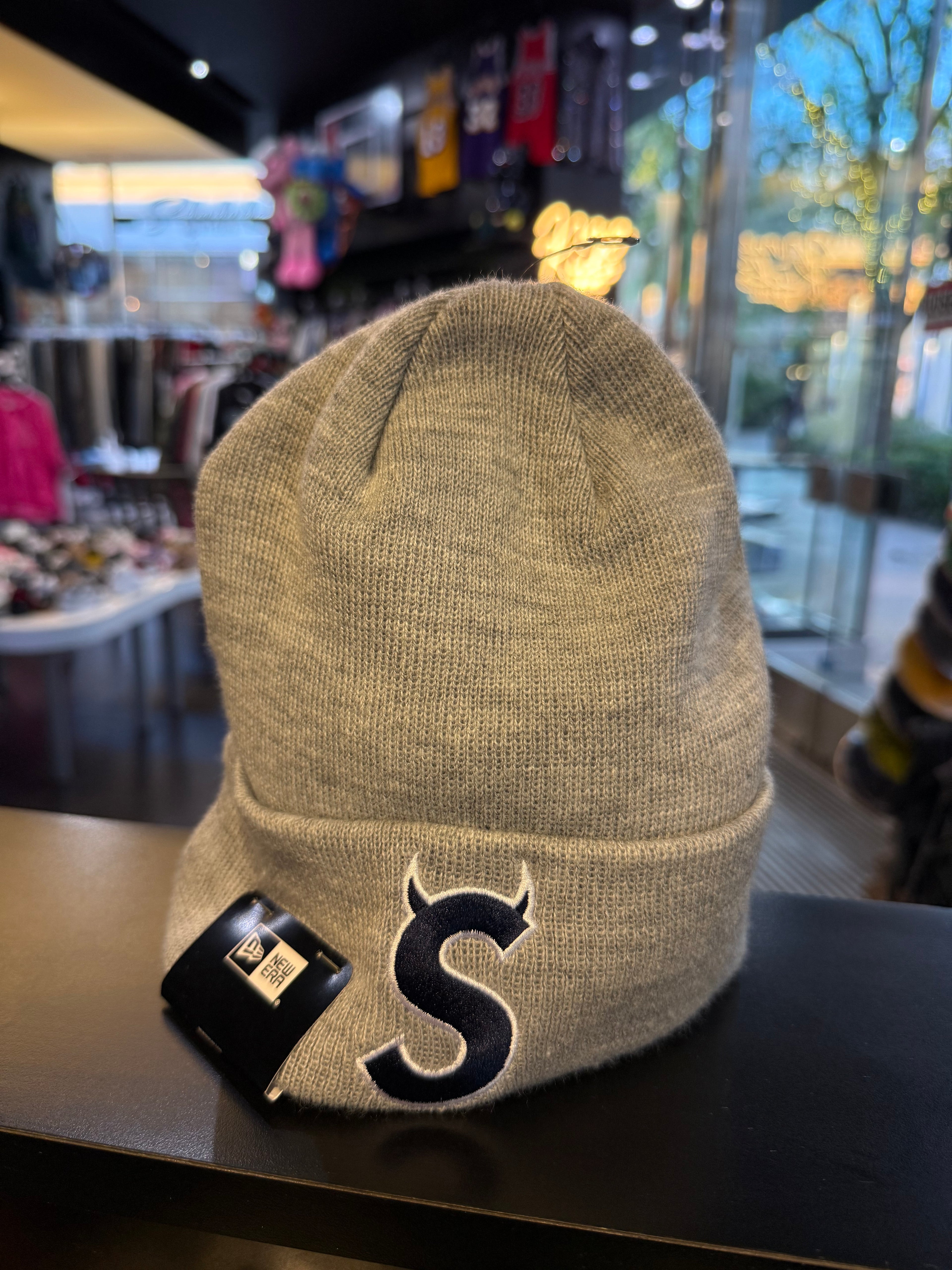 Supreme big S beanie