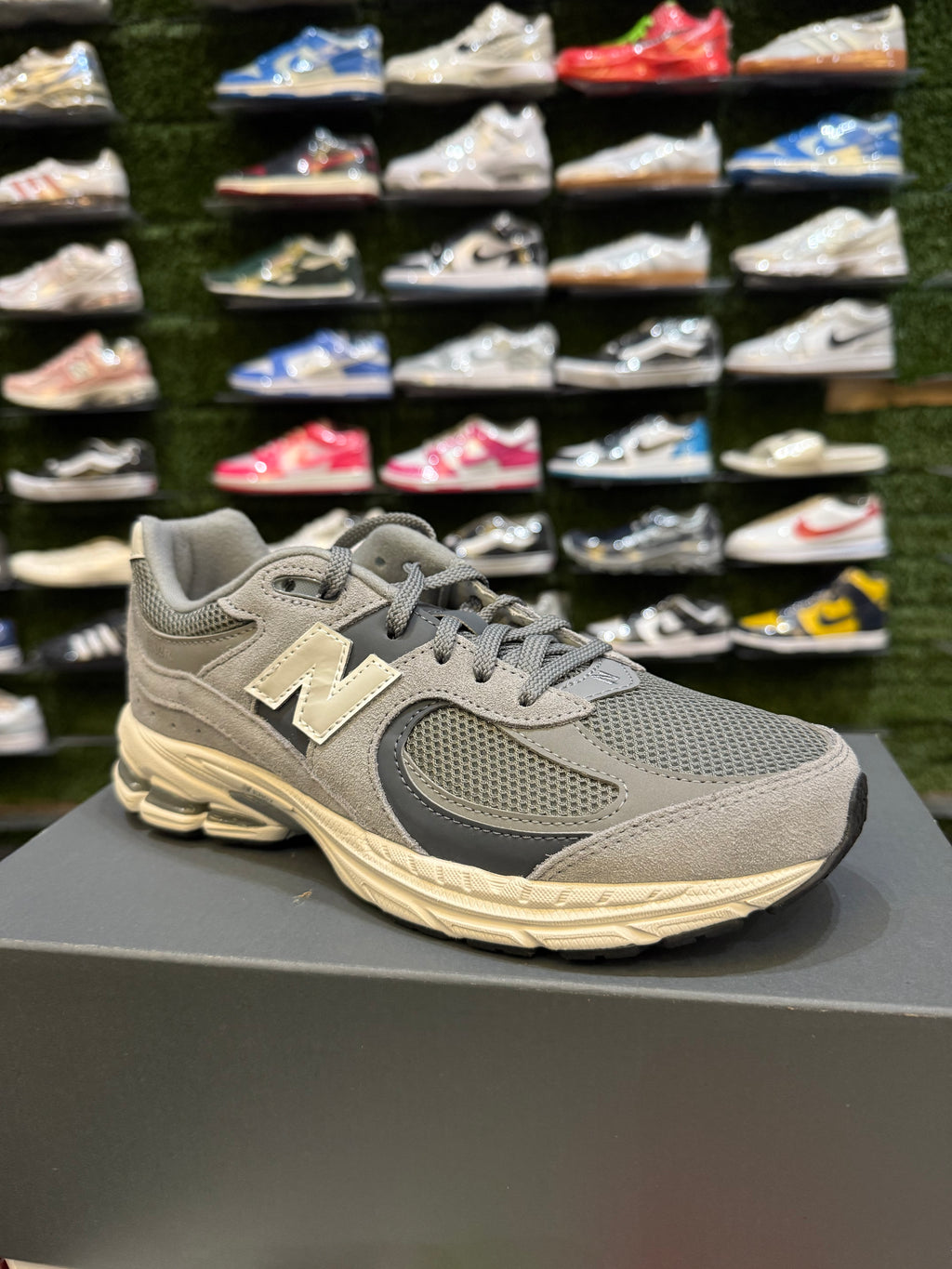 New balance steel