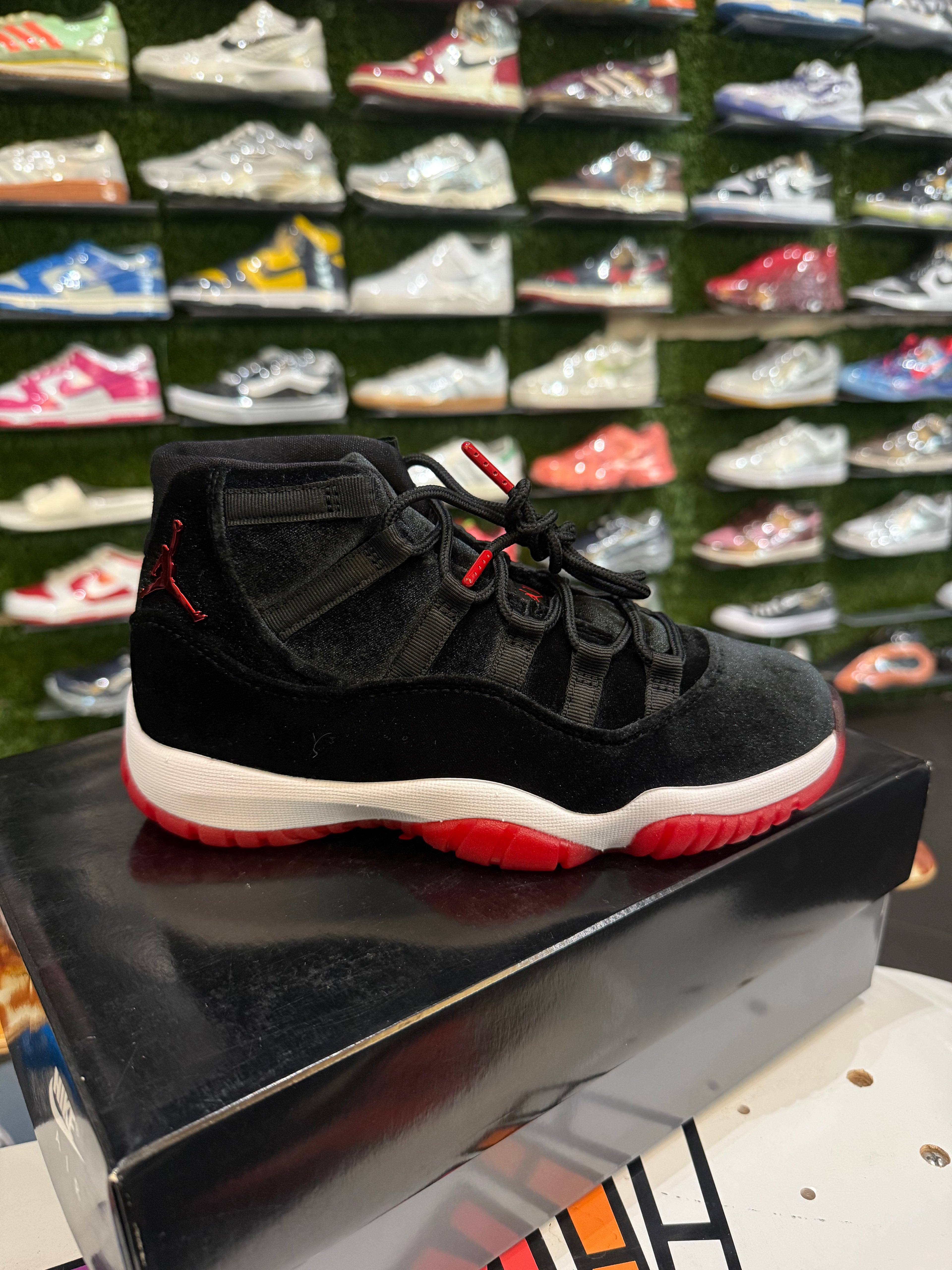 Jordan 11 bred velvet