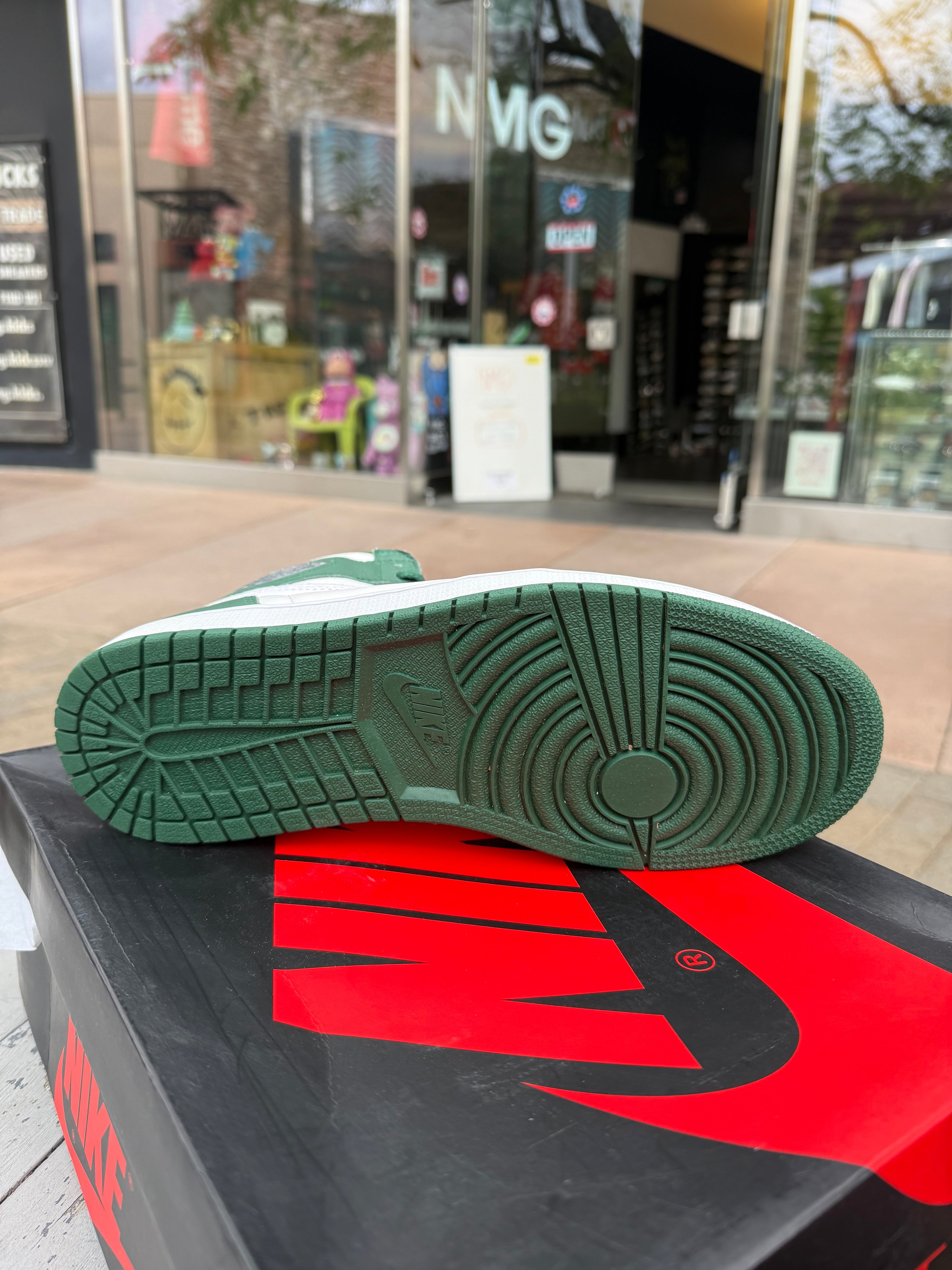 Jordan 1 gorge green