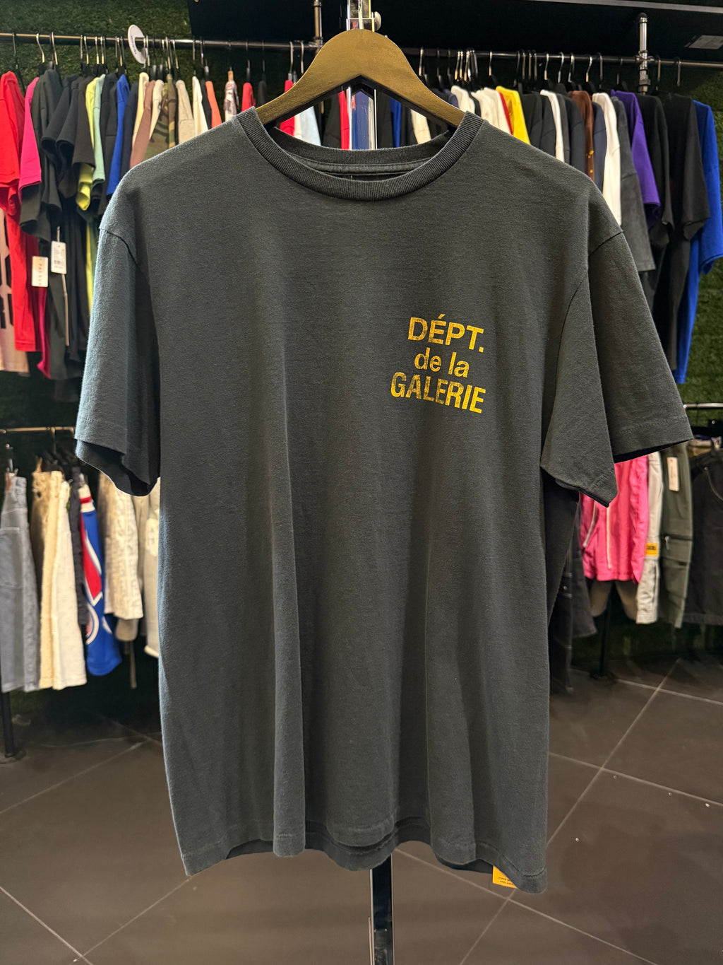 Gallery dept tee