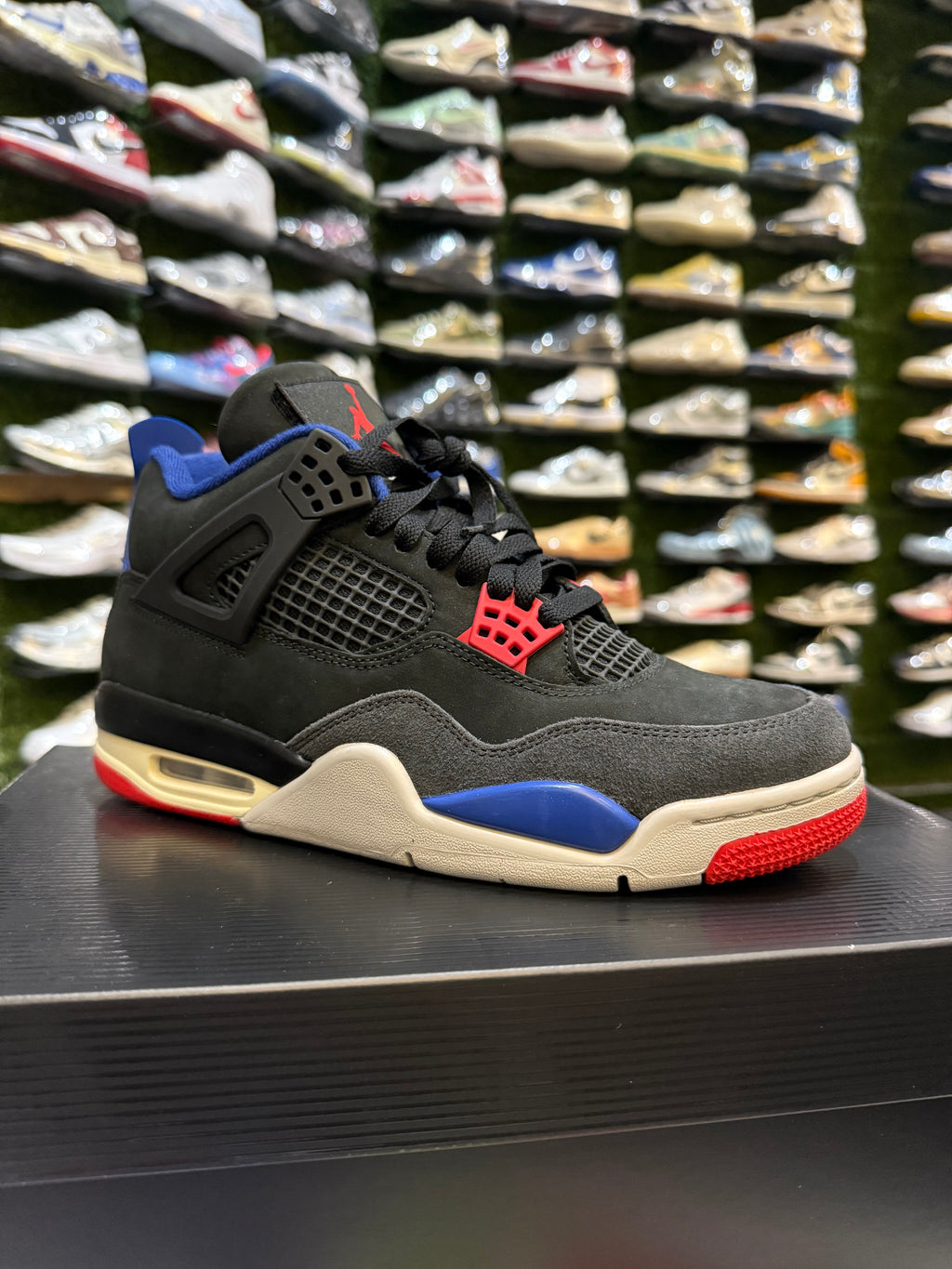 Jordan 4 rare air