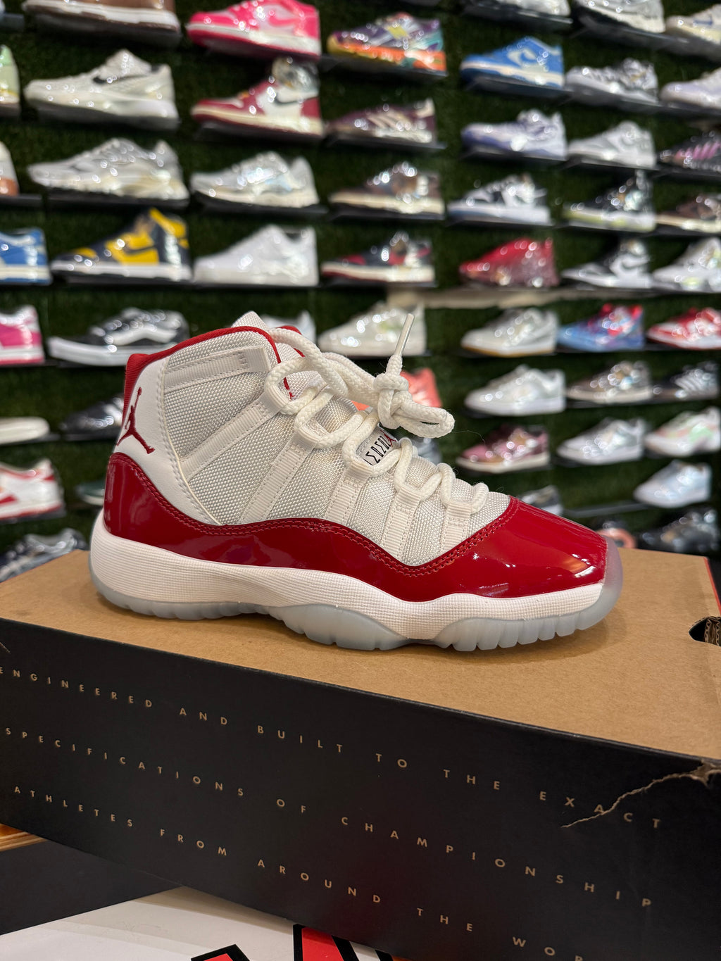 Jordan 11 cherry