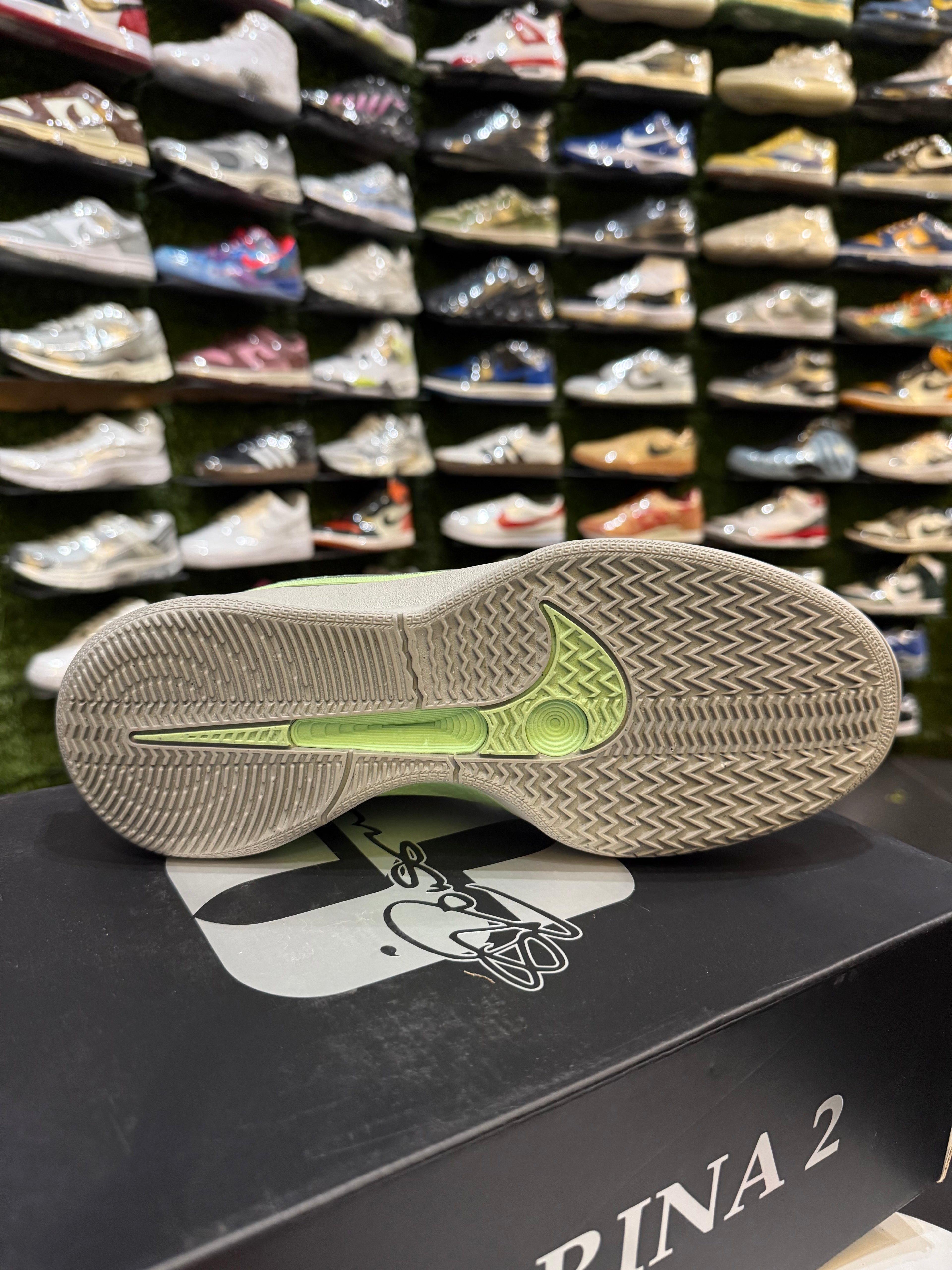 Nike Sabrina 2