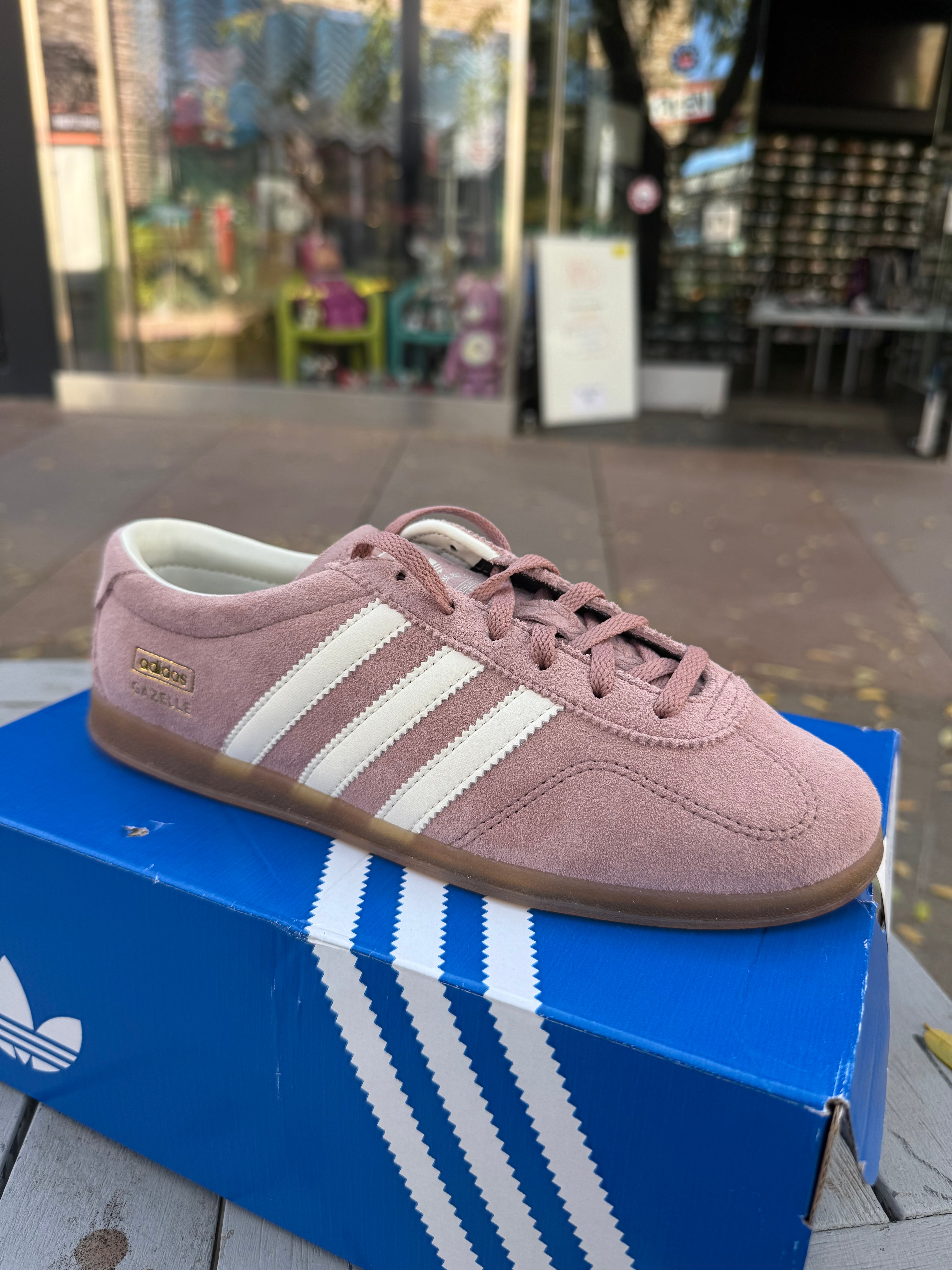 Adidas gazelle pink