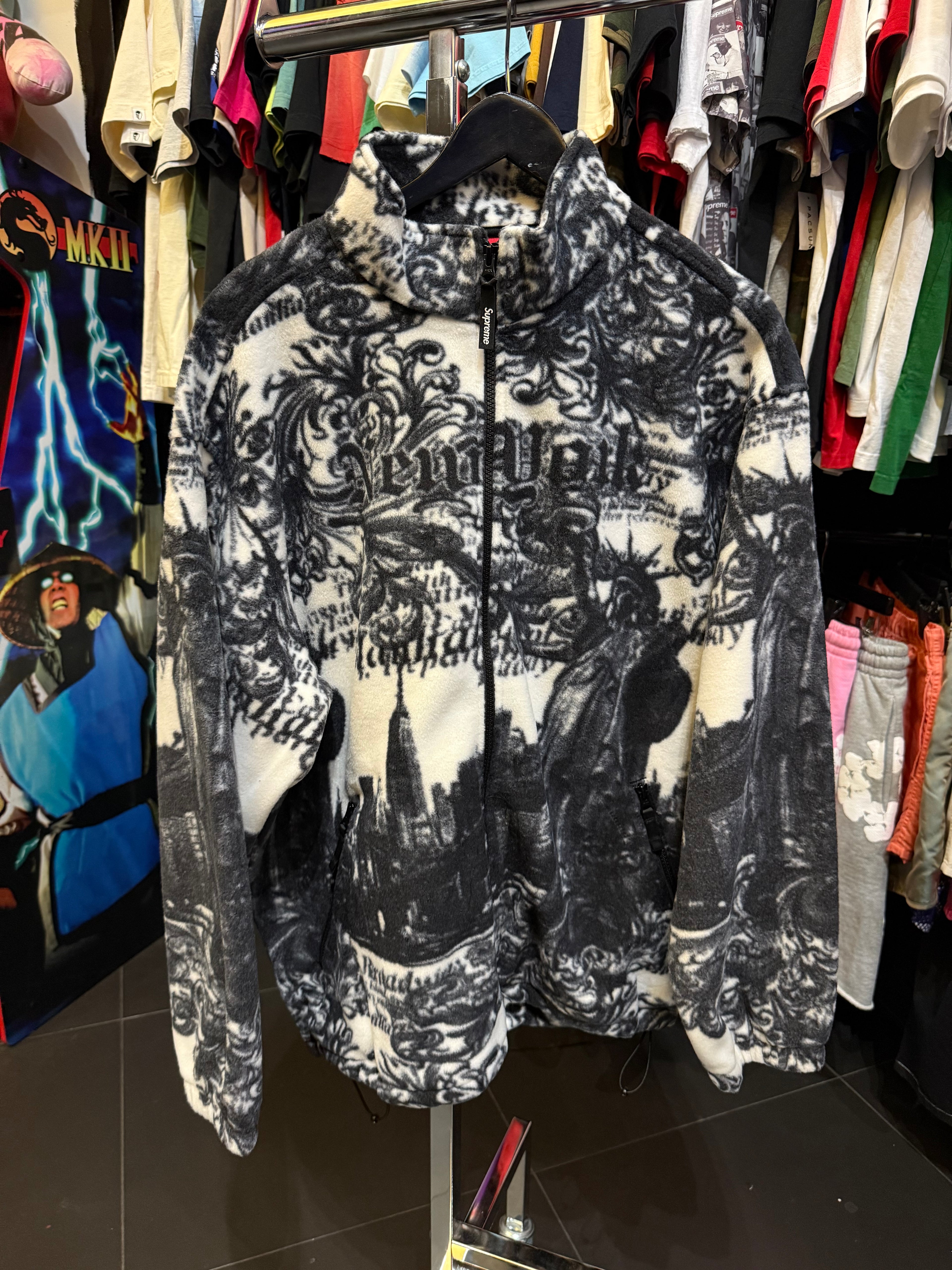 Supreme New York fleece