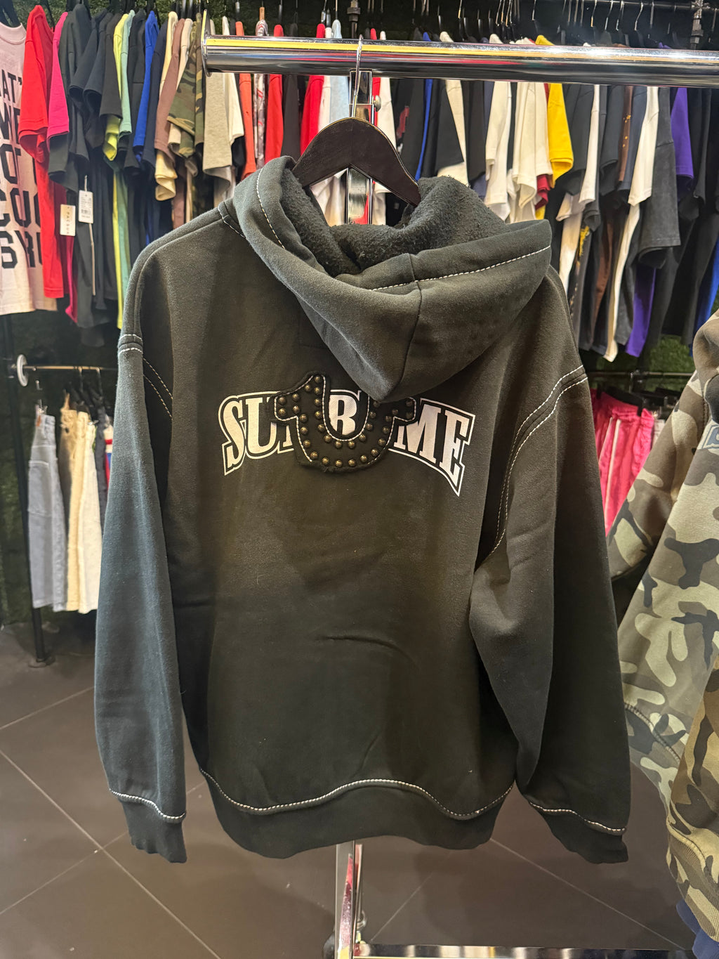 Supreme true religion zip