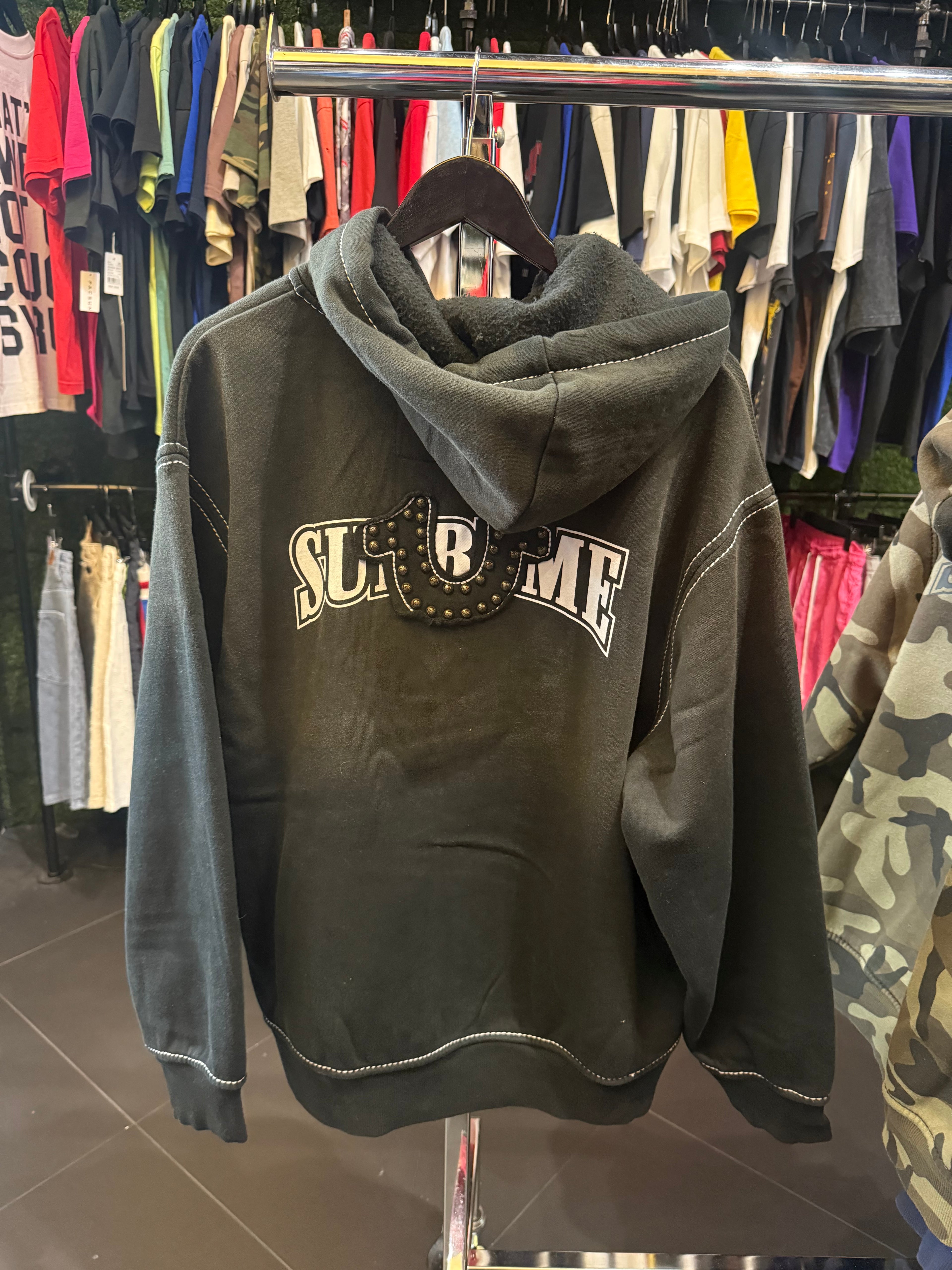 Supreme true religion zip