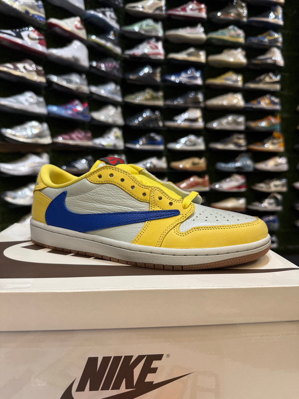 Jordan 1 low Travis canary