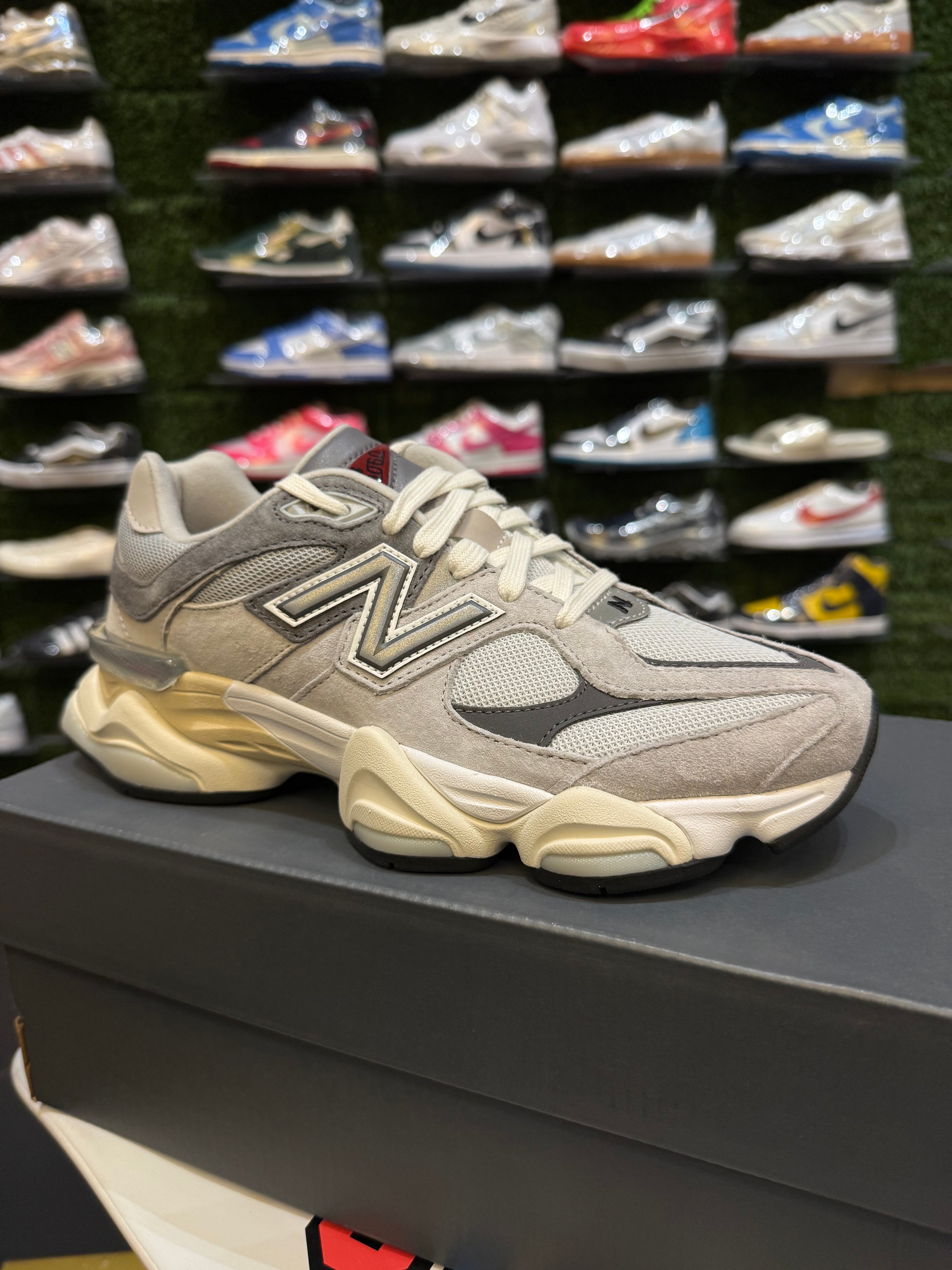 New balance 1906
