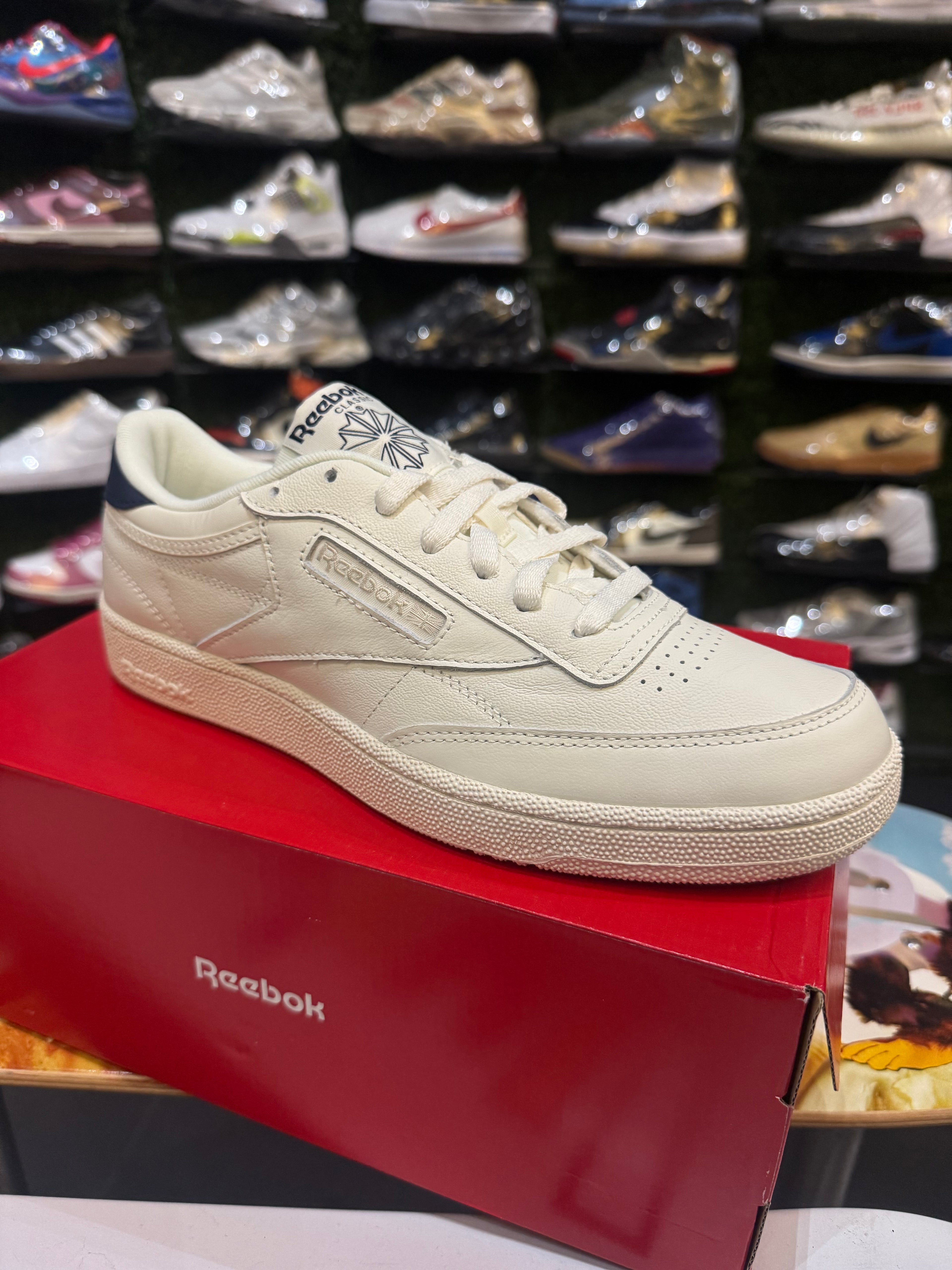 Reebok chalk navy