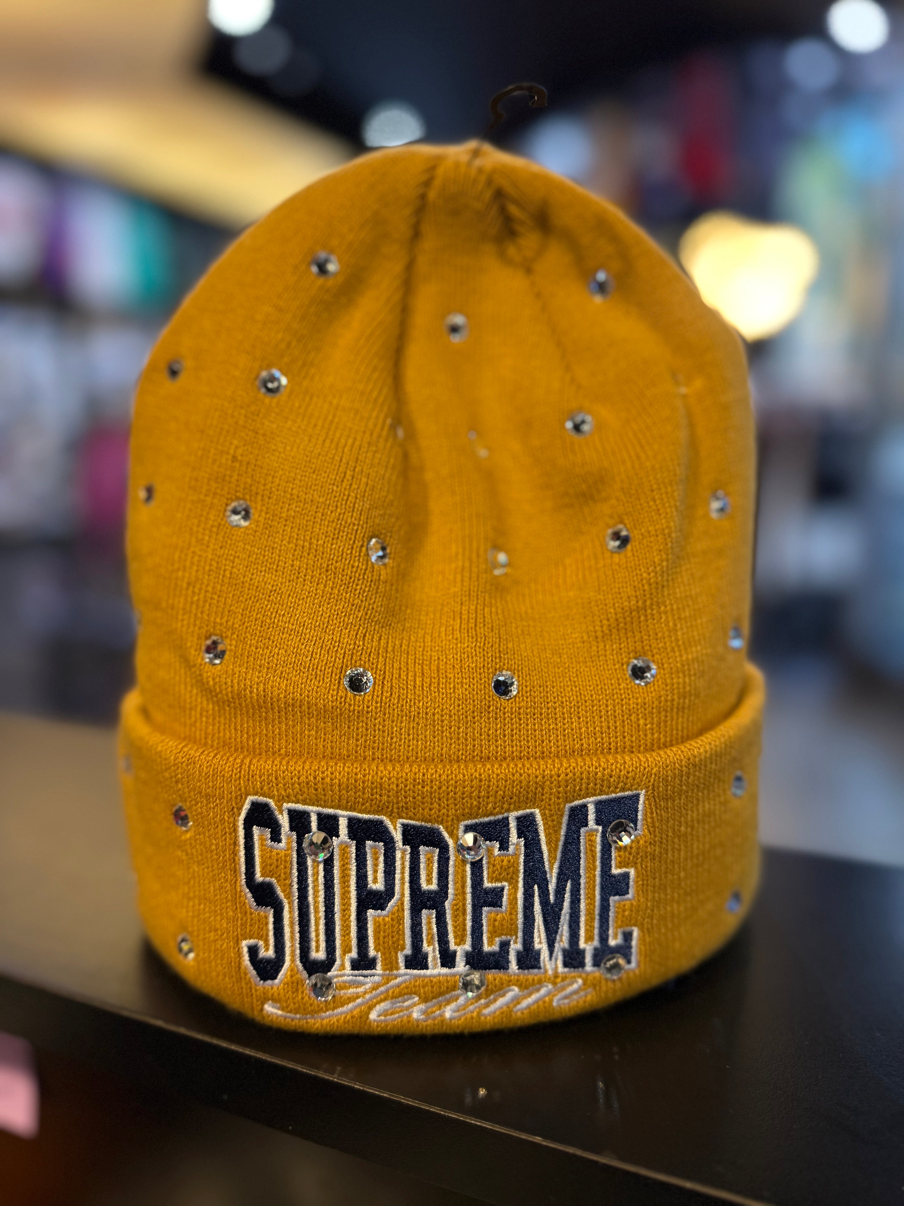 Supreme new era rhinestone beanie