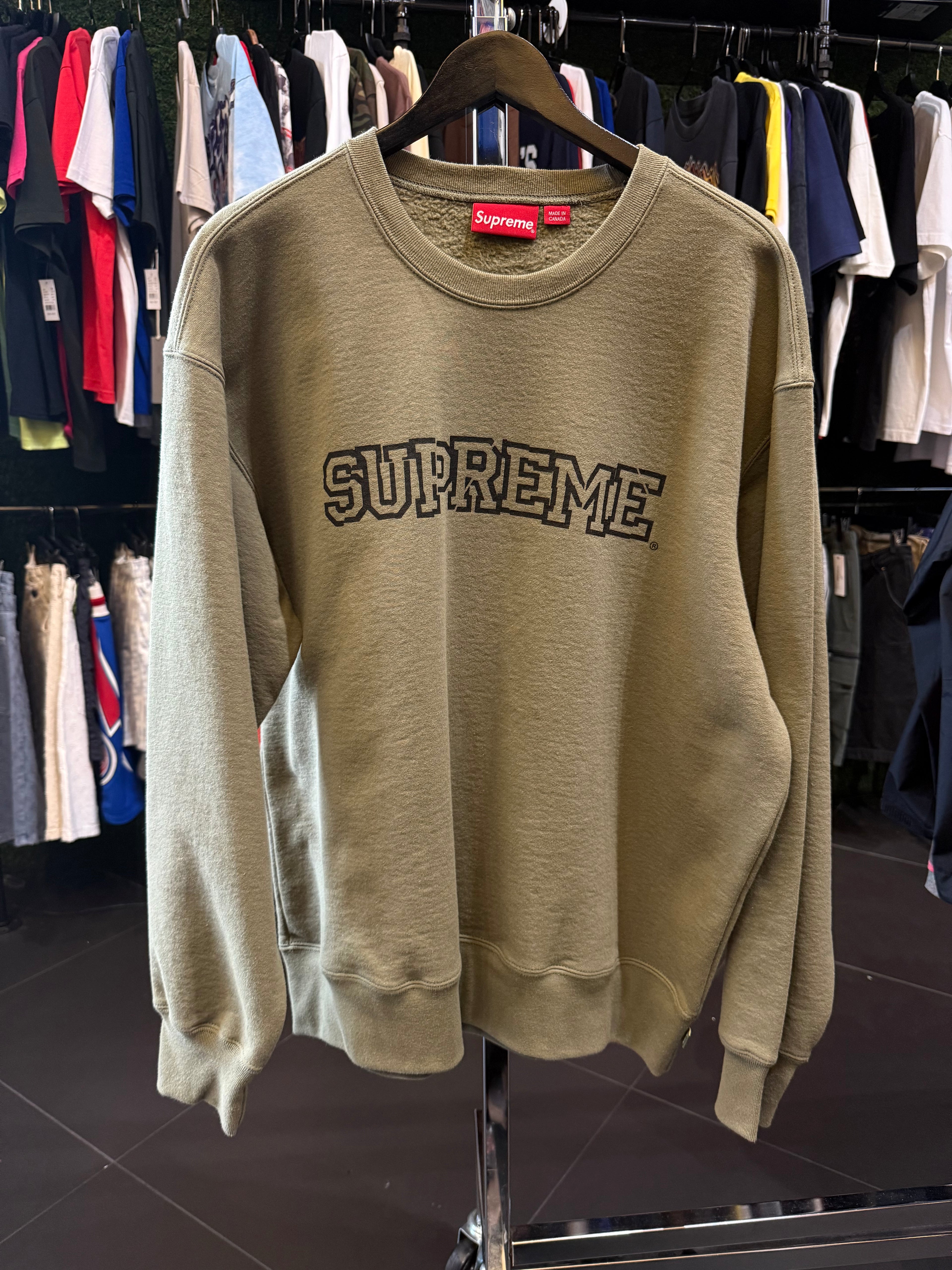 Supreme crewneck