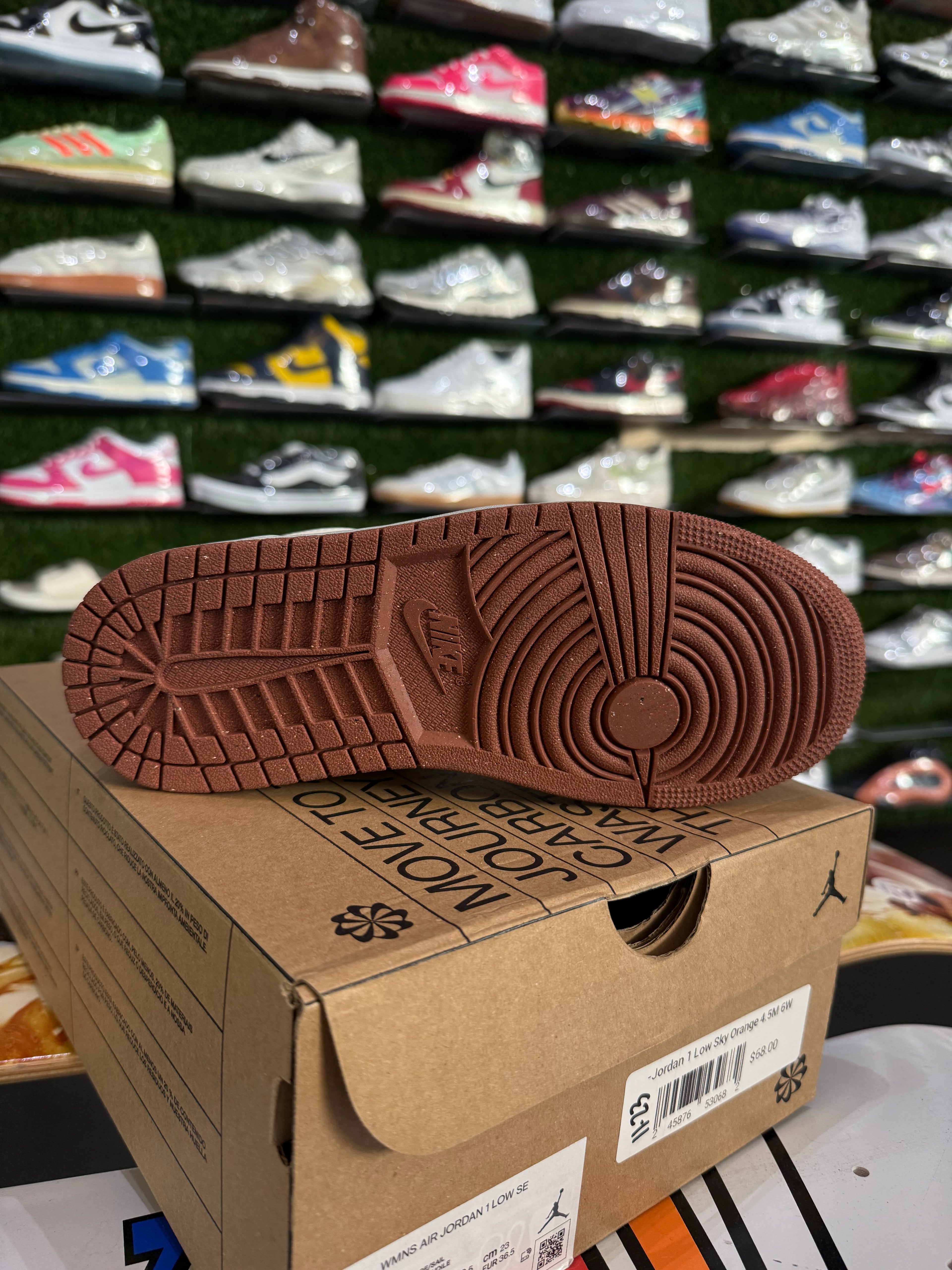 Jordan 1 low sky orange