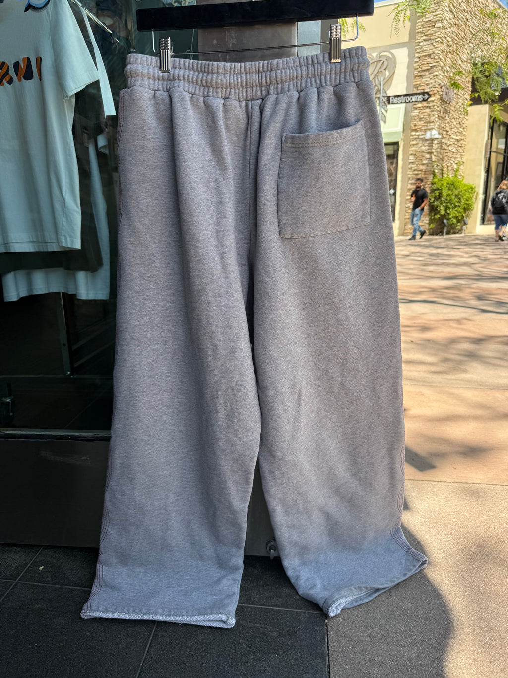 Bordomkills sweats