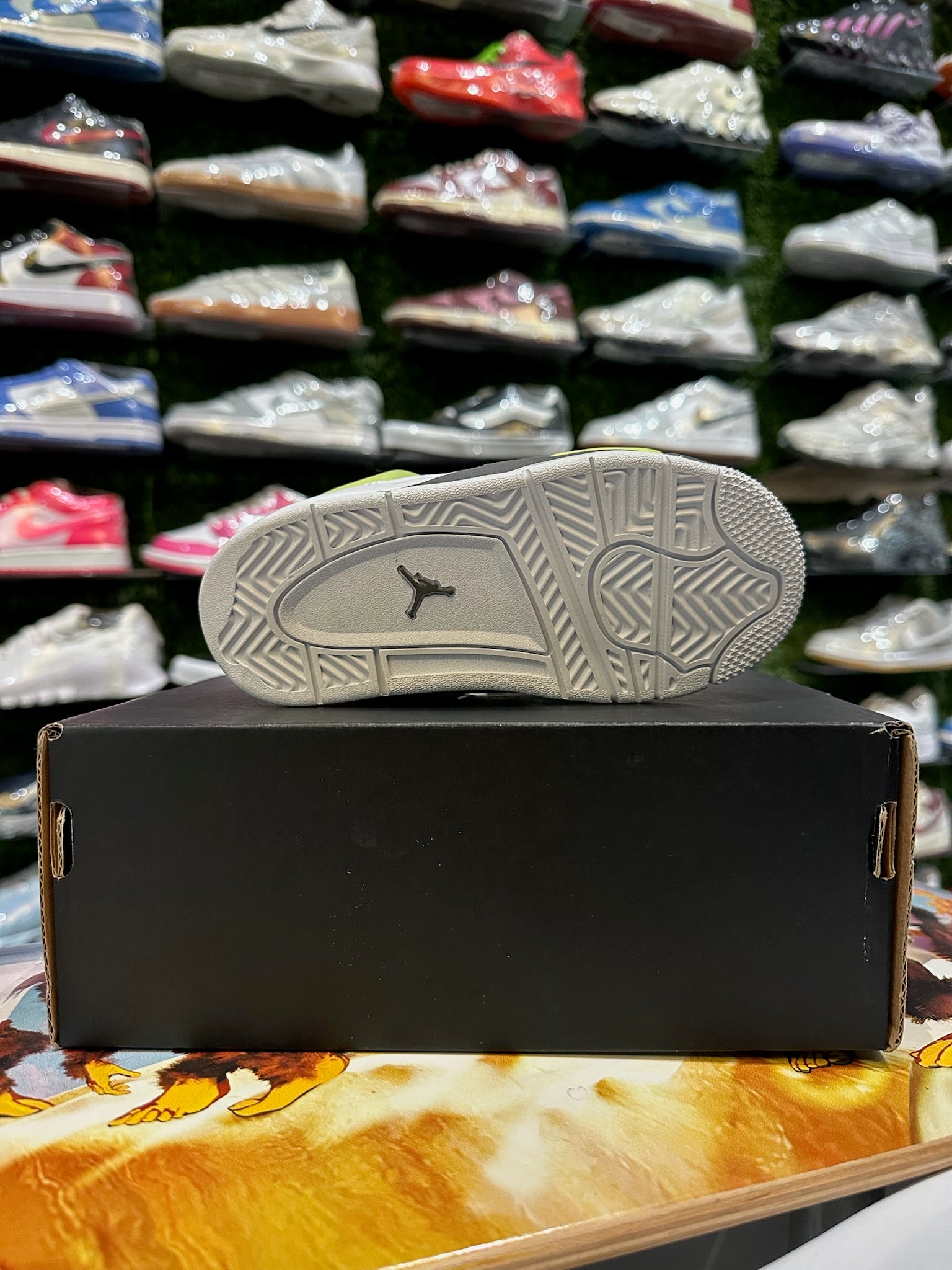 Jordan 4 lemon twist