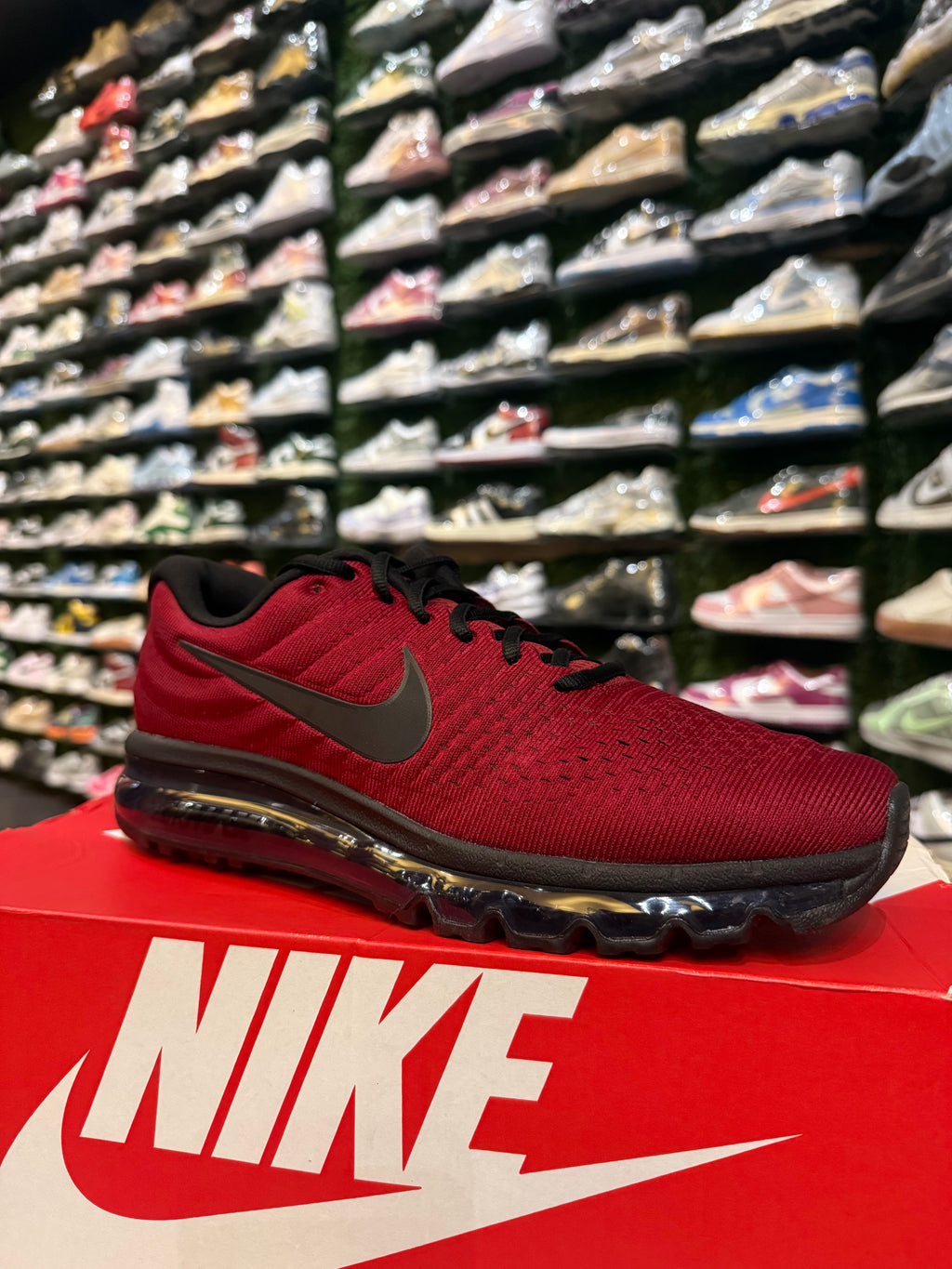 Airmax team red black
