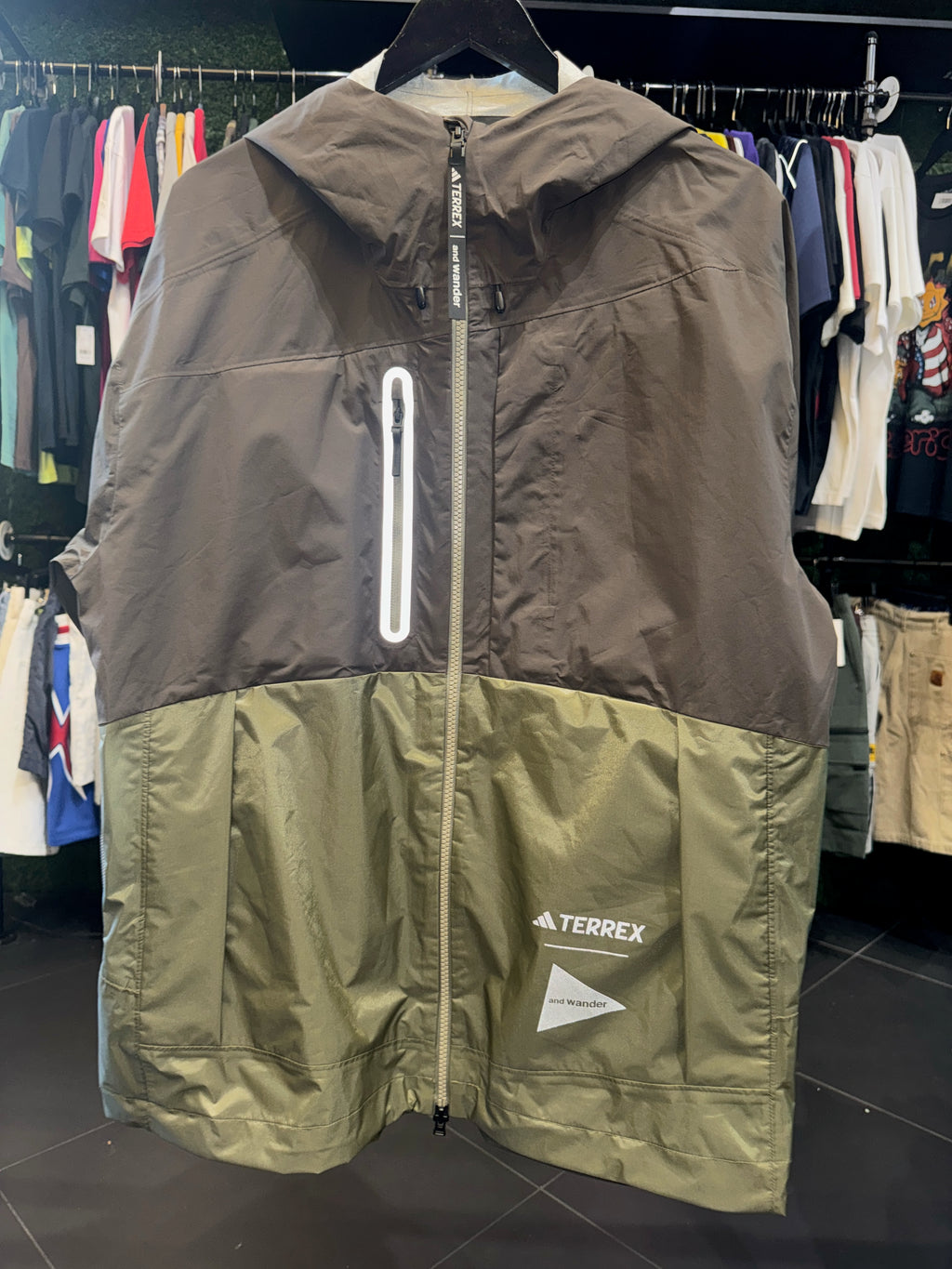 Terrex zip up