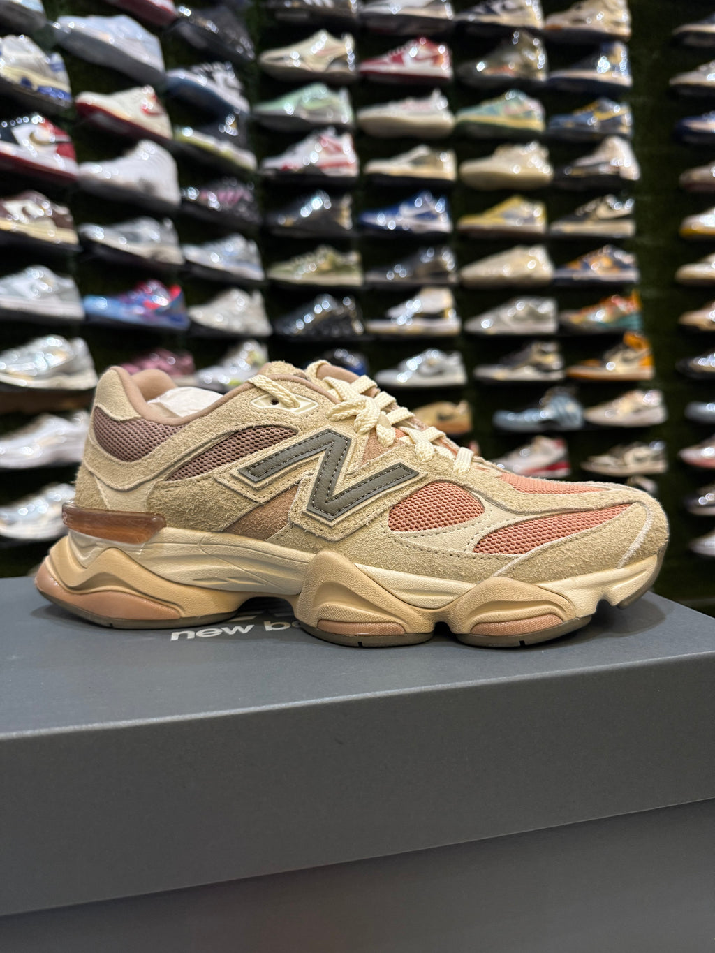 New balance 9060