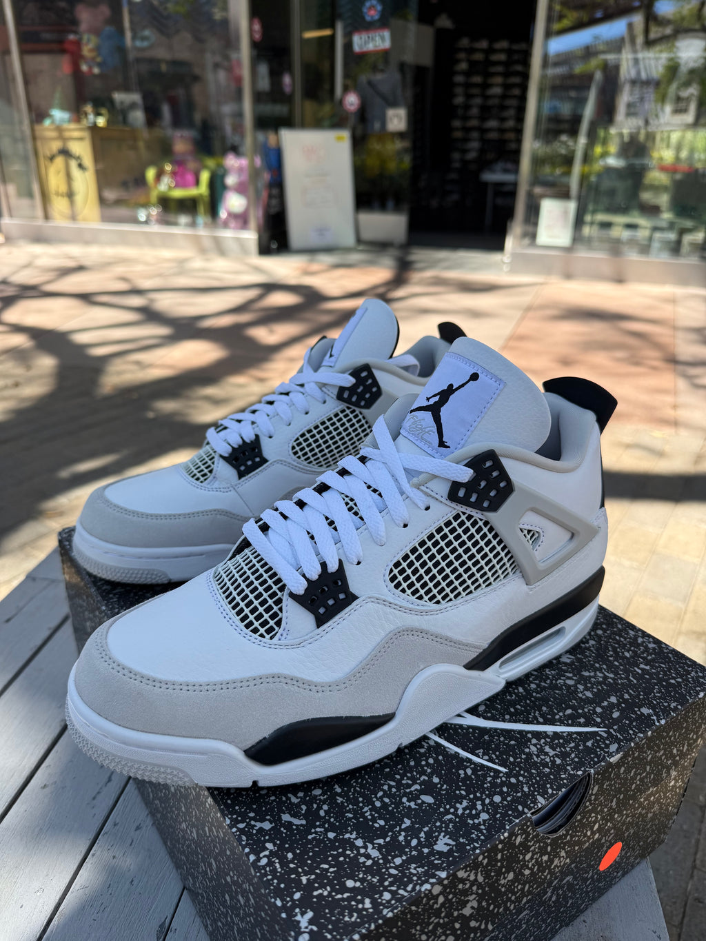 Jordan 4 military black