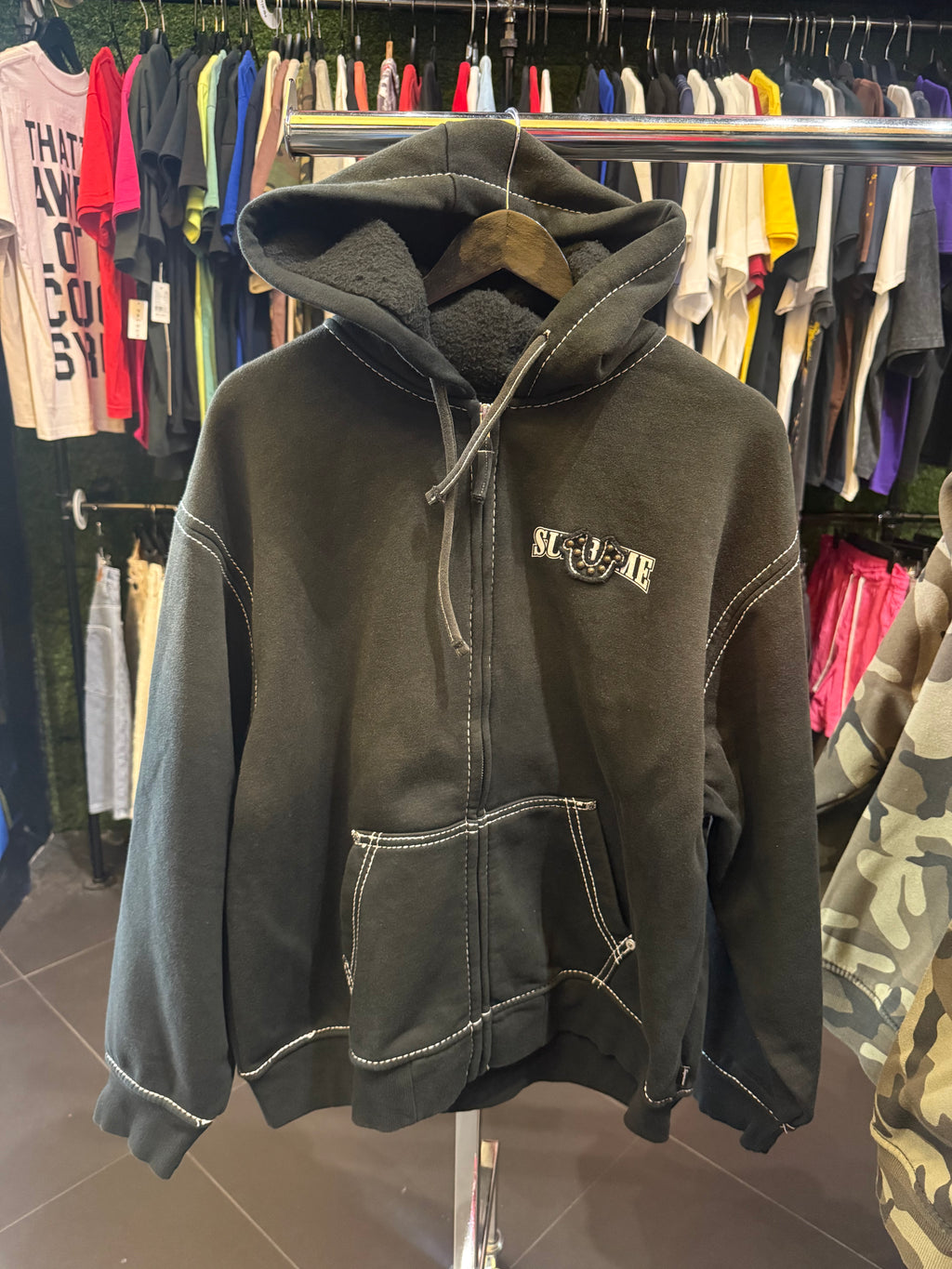 Supreme true religion zip