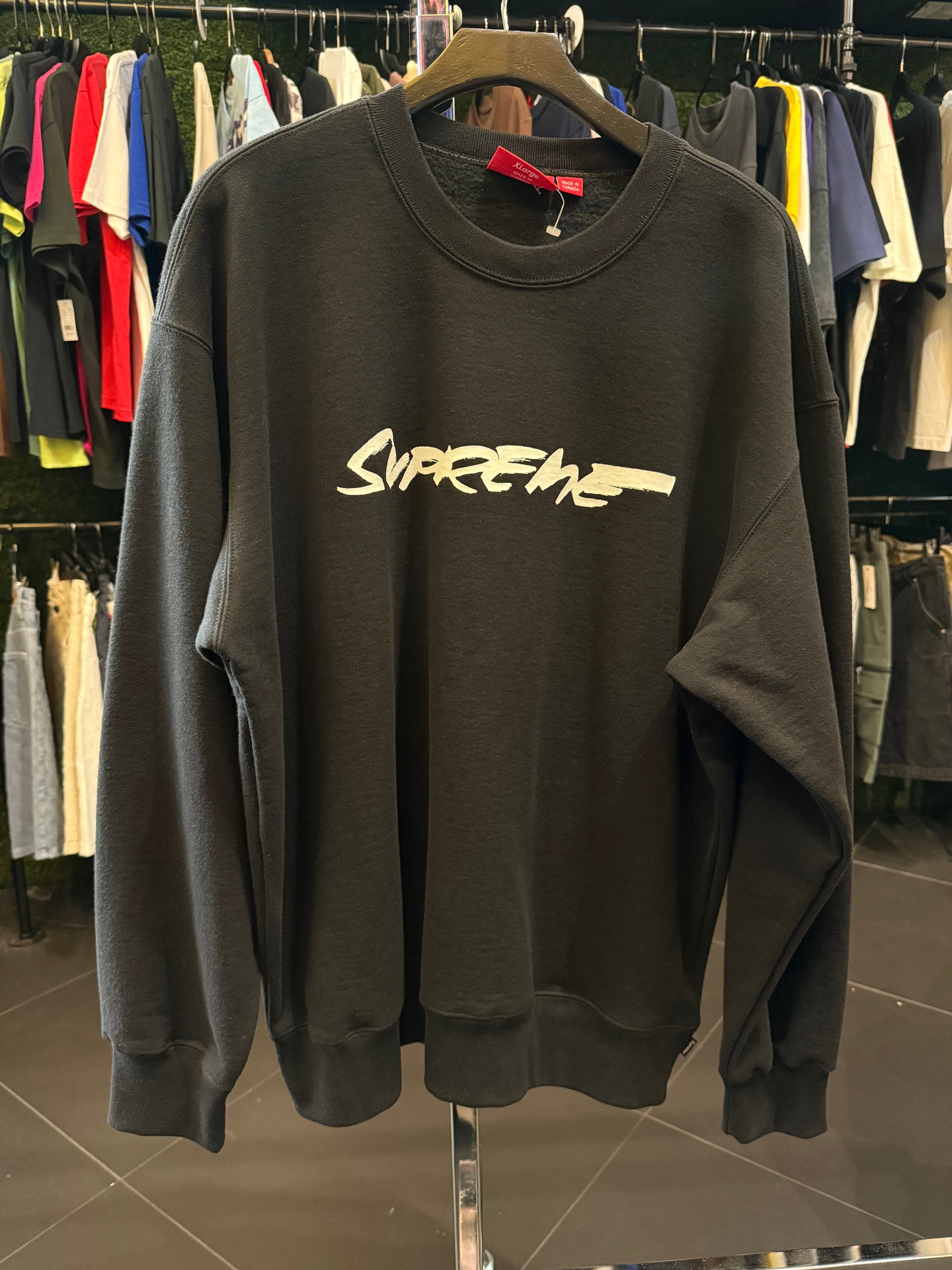 Supreme crewneck