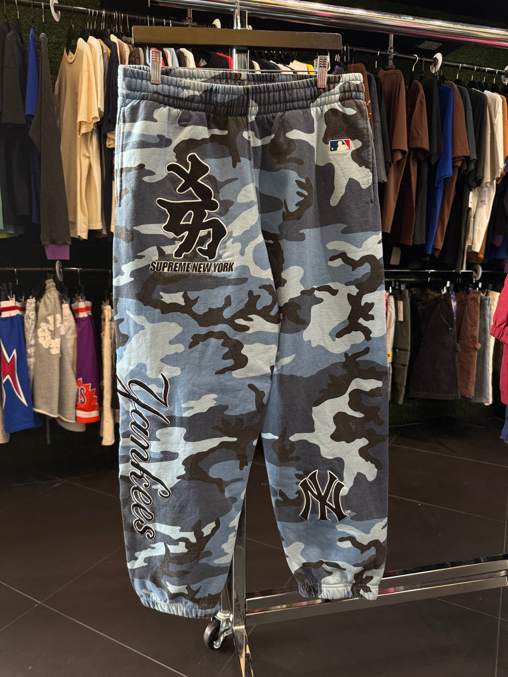 Yankees supreme sweat pants