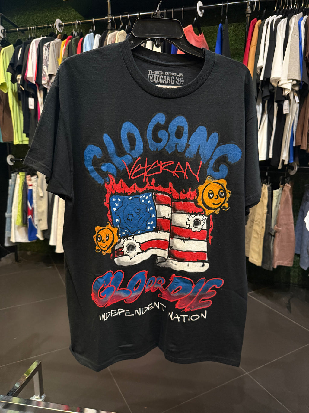 Glo gang American flag tee