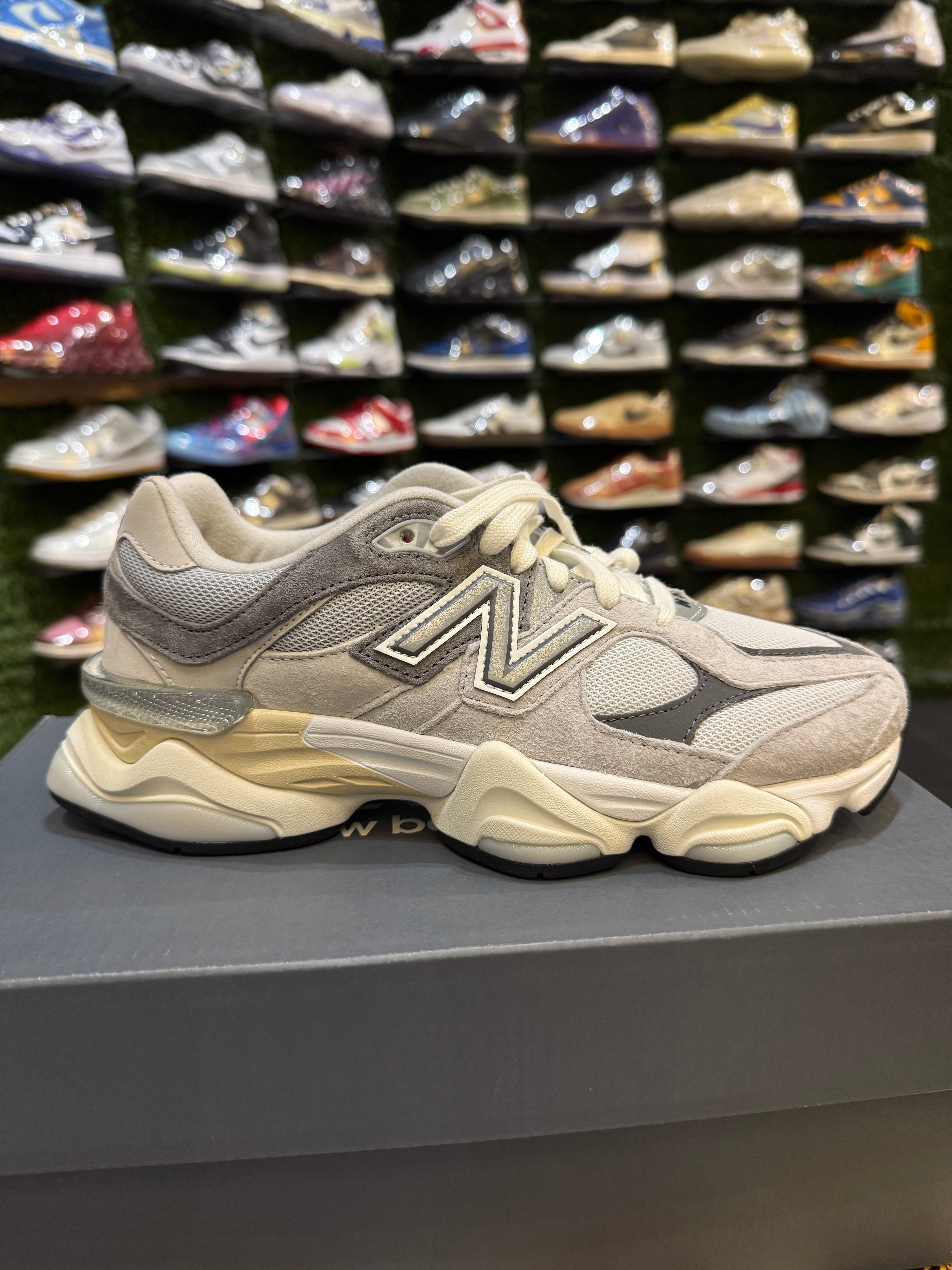 New balance 1906