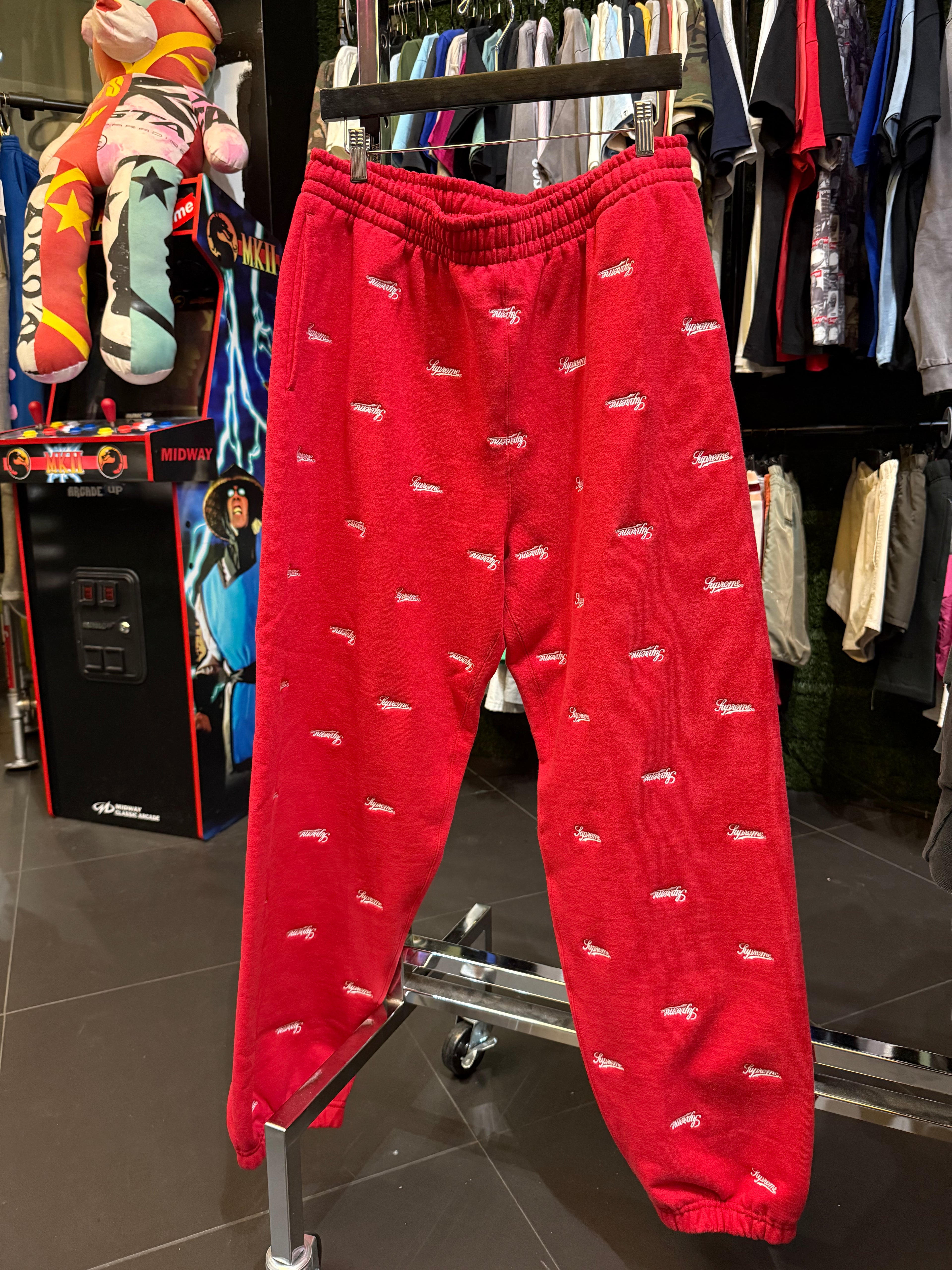 Supreme repeat sweatpants
