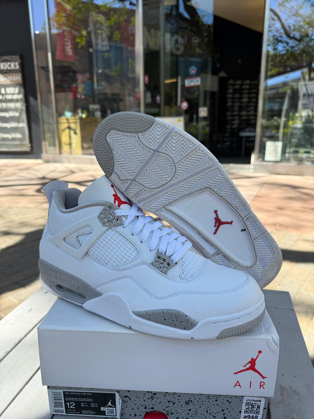 Jordan 4 Oreo