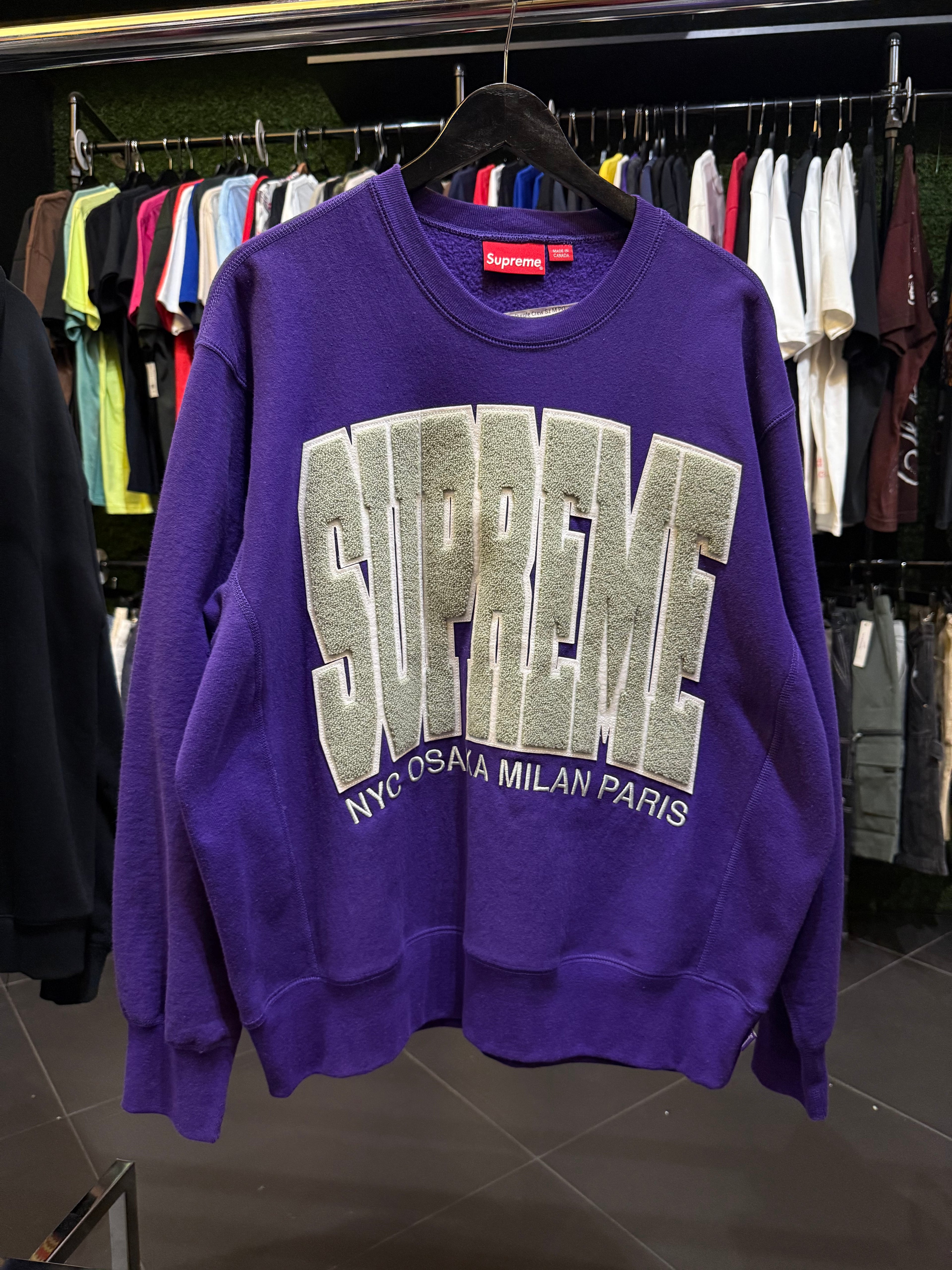 Supreme crewneck