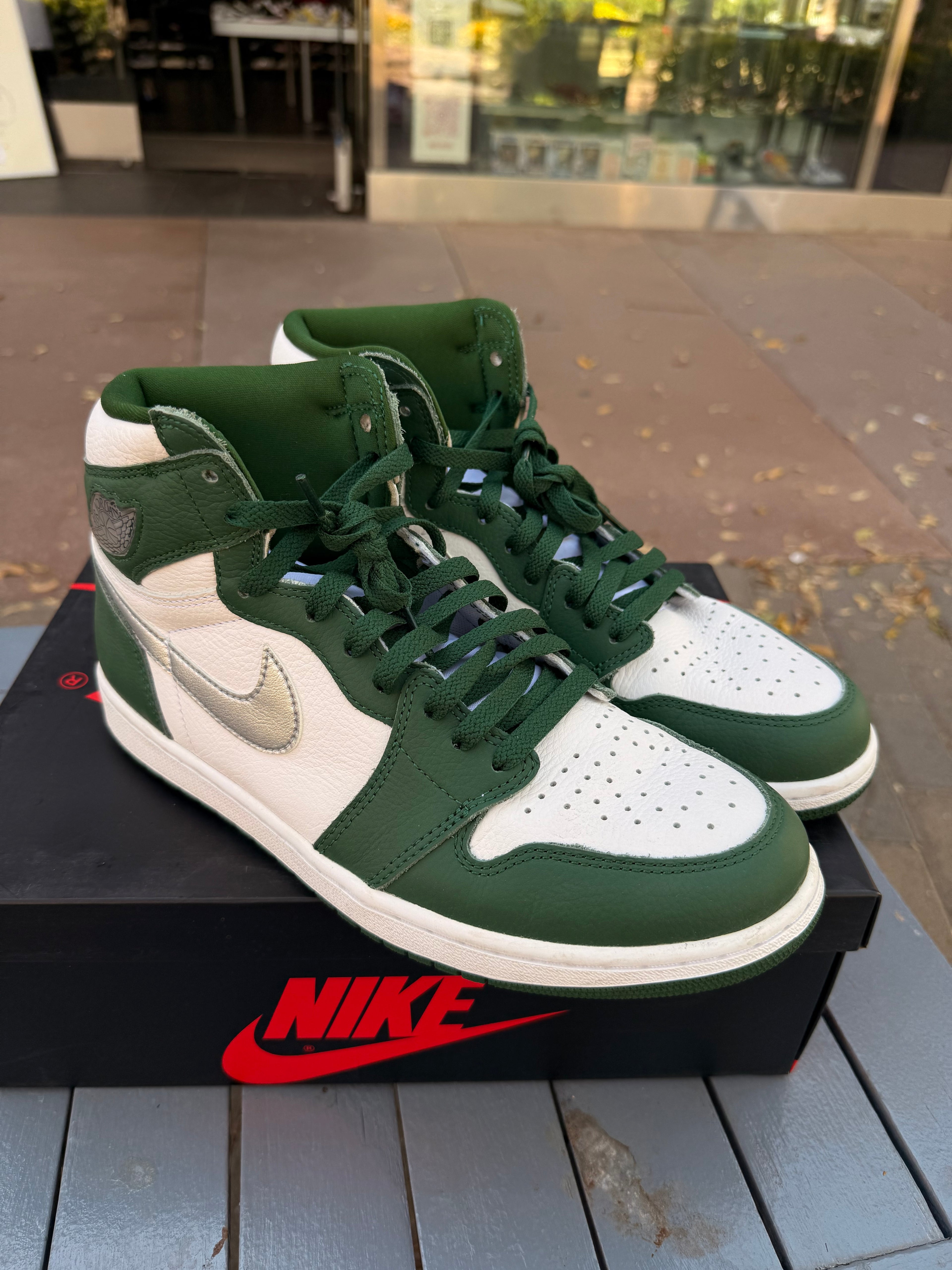 Jordan 1 gorge green