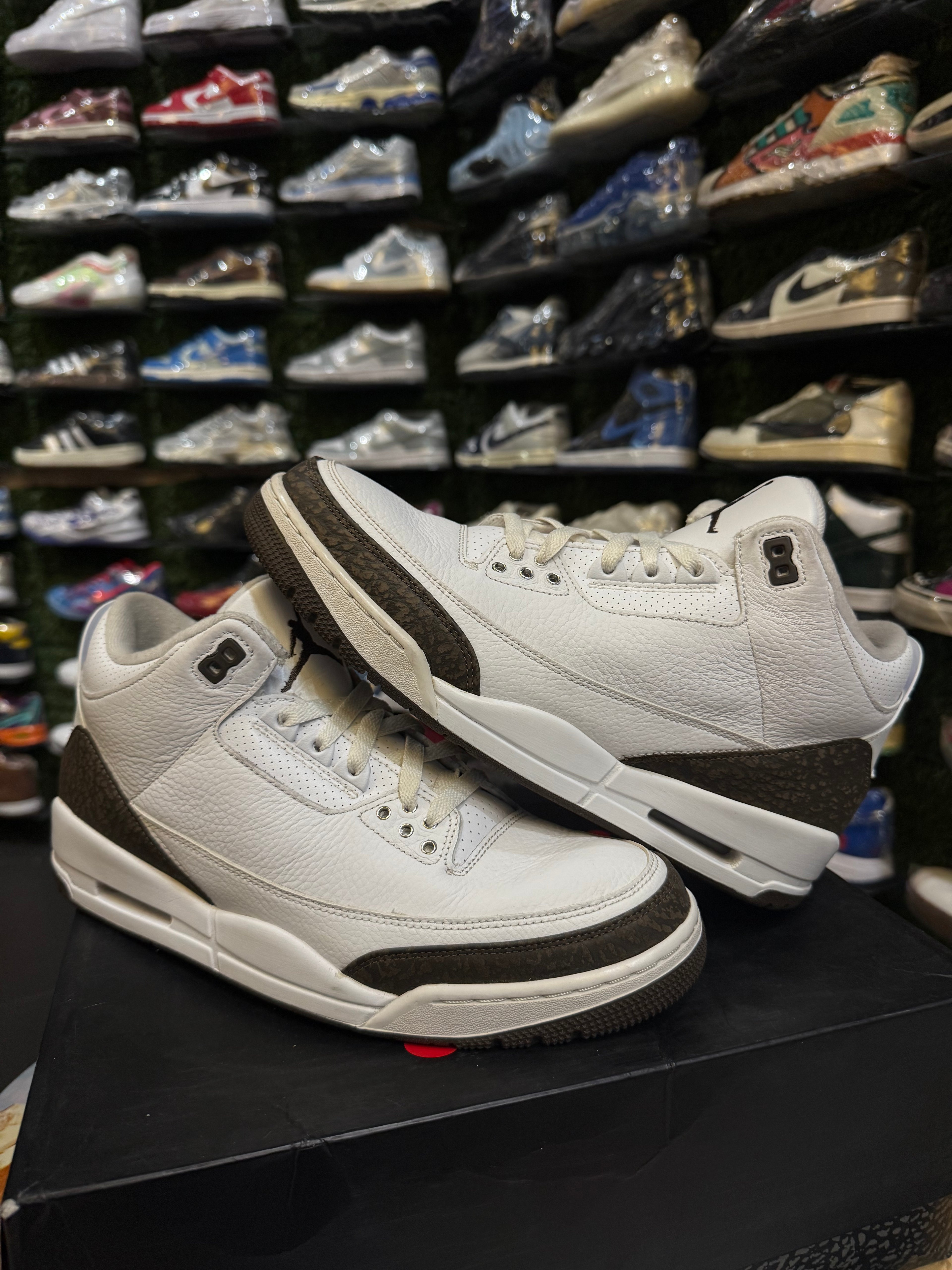 Jordan 3 mochas